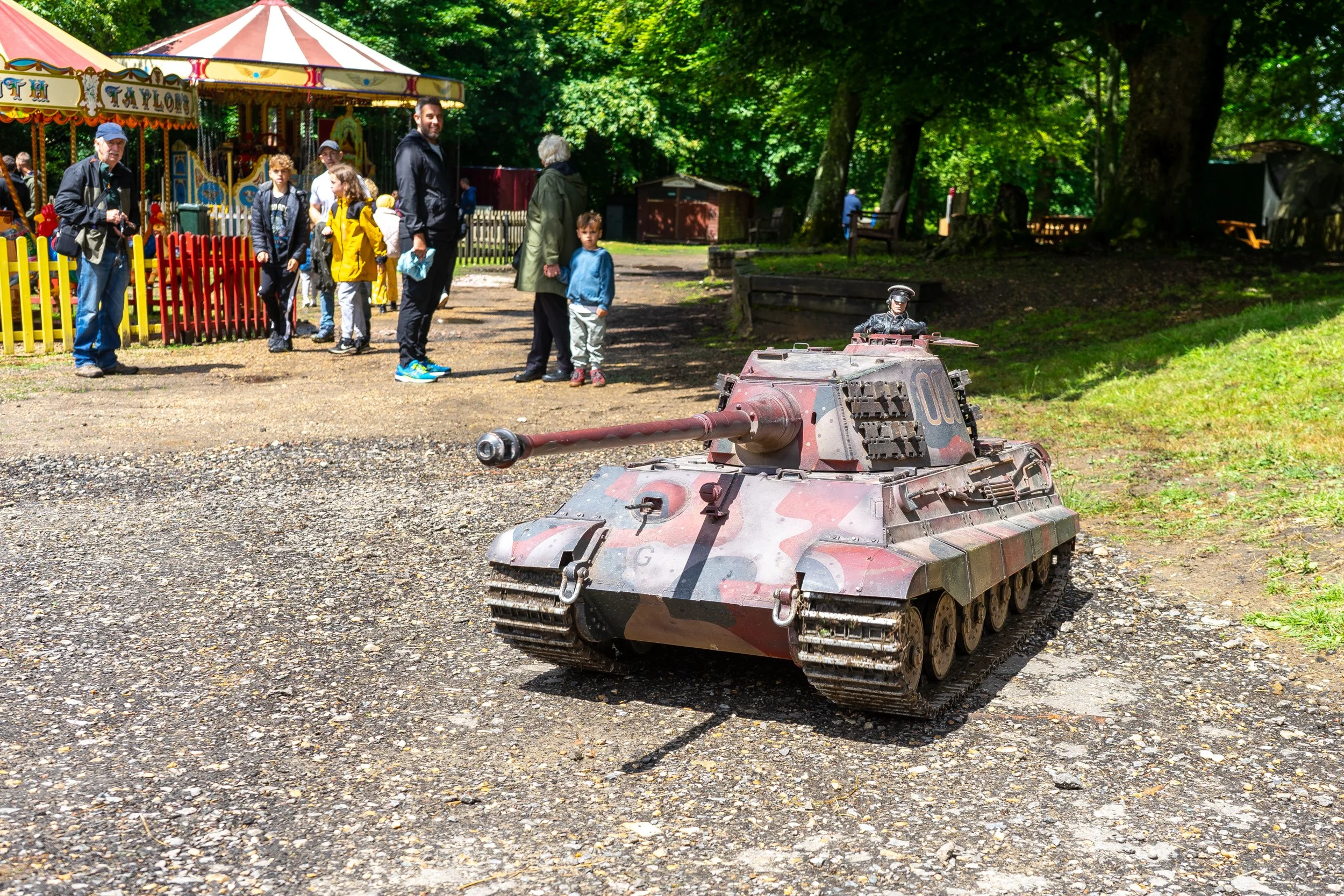 Model tank – Hollycombe Mega Model Weekend – Event Photography by Sequoia Studios