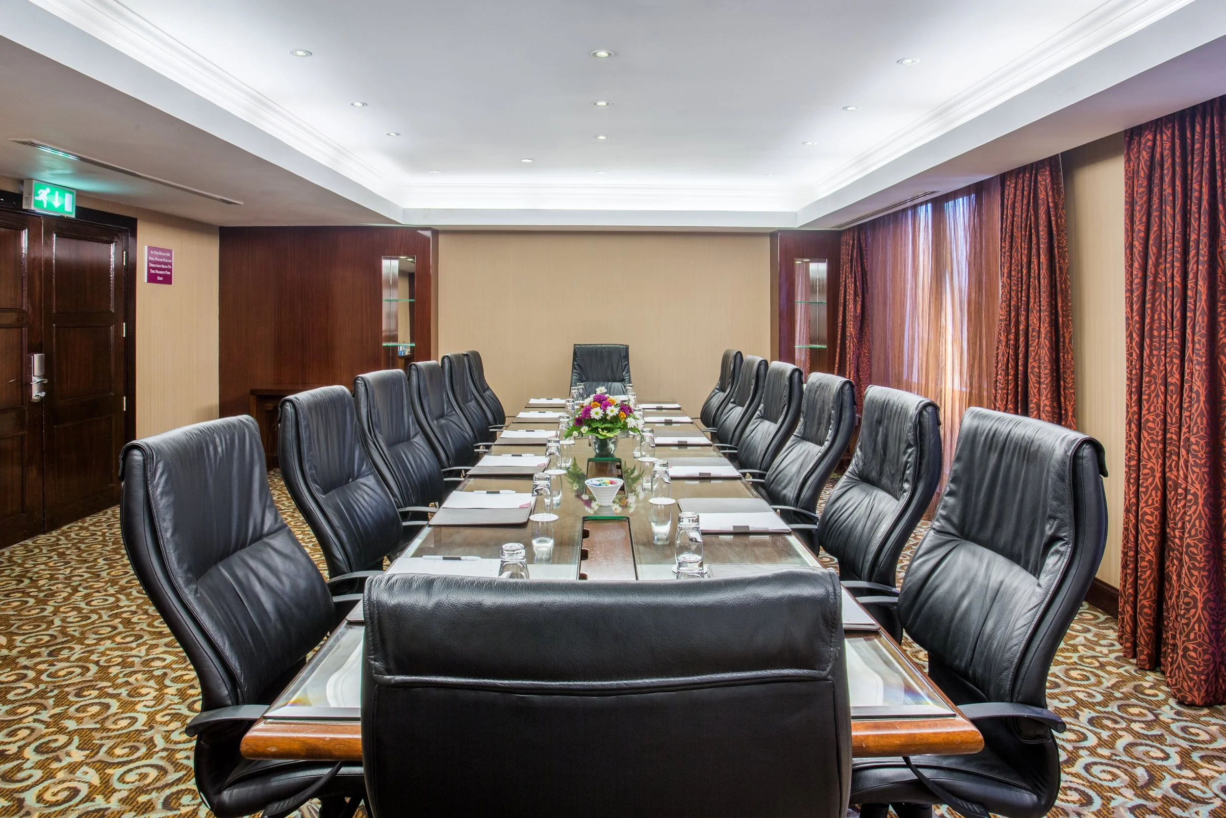athi-boardroom-crowne-plaza-nairobi-kenya-africa.jpg