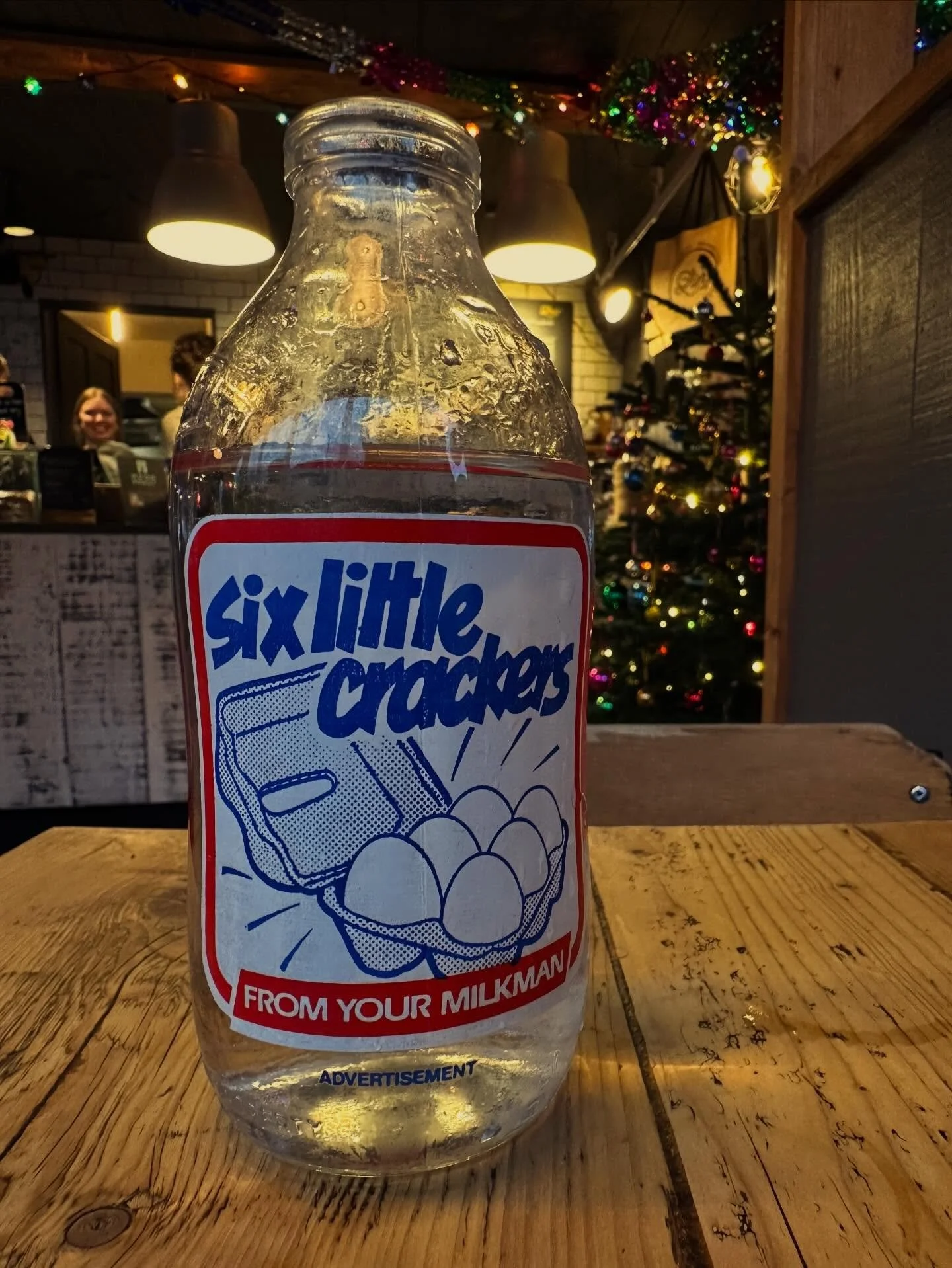 Simple advertising, simple fun pun from &lsquo;70s/80s era. Spotted today at @thelionsdenhaslemere 

It&rsquo;s true what they say, everything was simpler (and better?) in the &lsquo;70s

#1970s #simpleadvertising #thelionsden #milk #foodphotography 