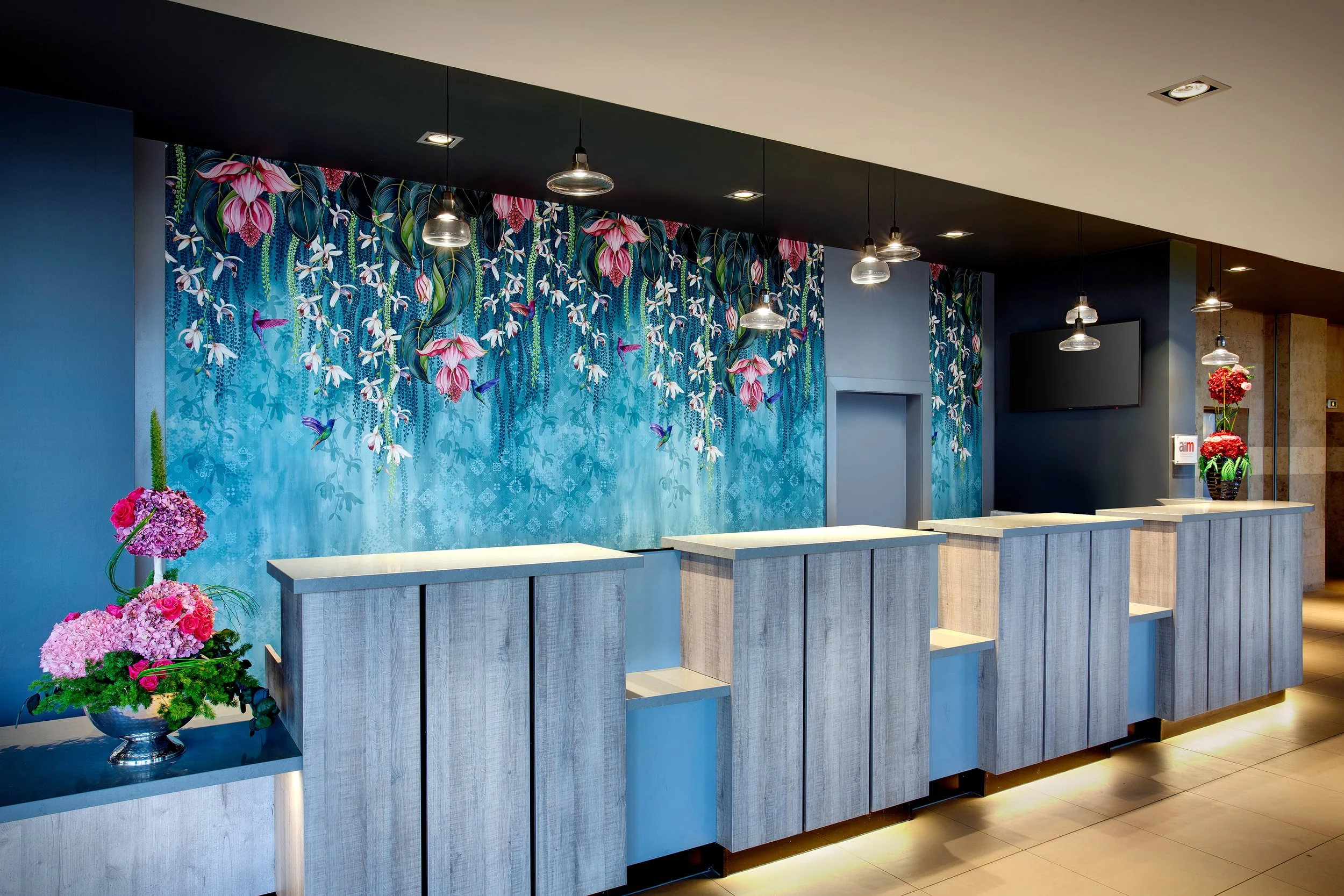 reception-tight-crop-jurys-inn-swindon-wiltshire.jpg