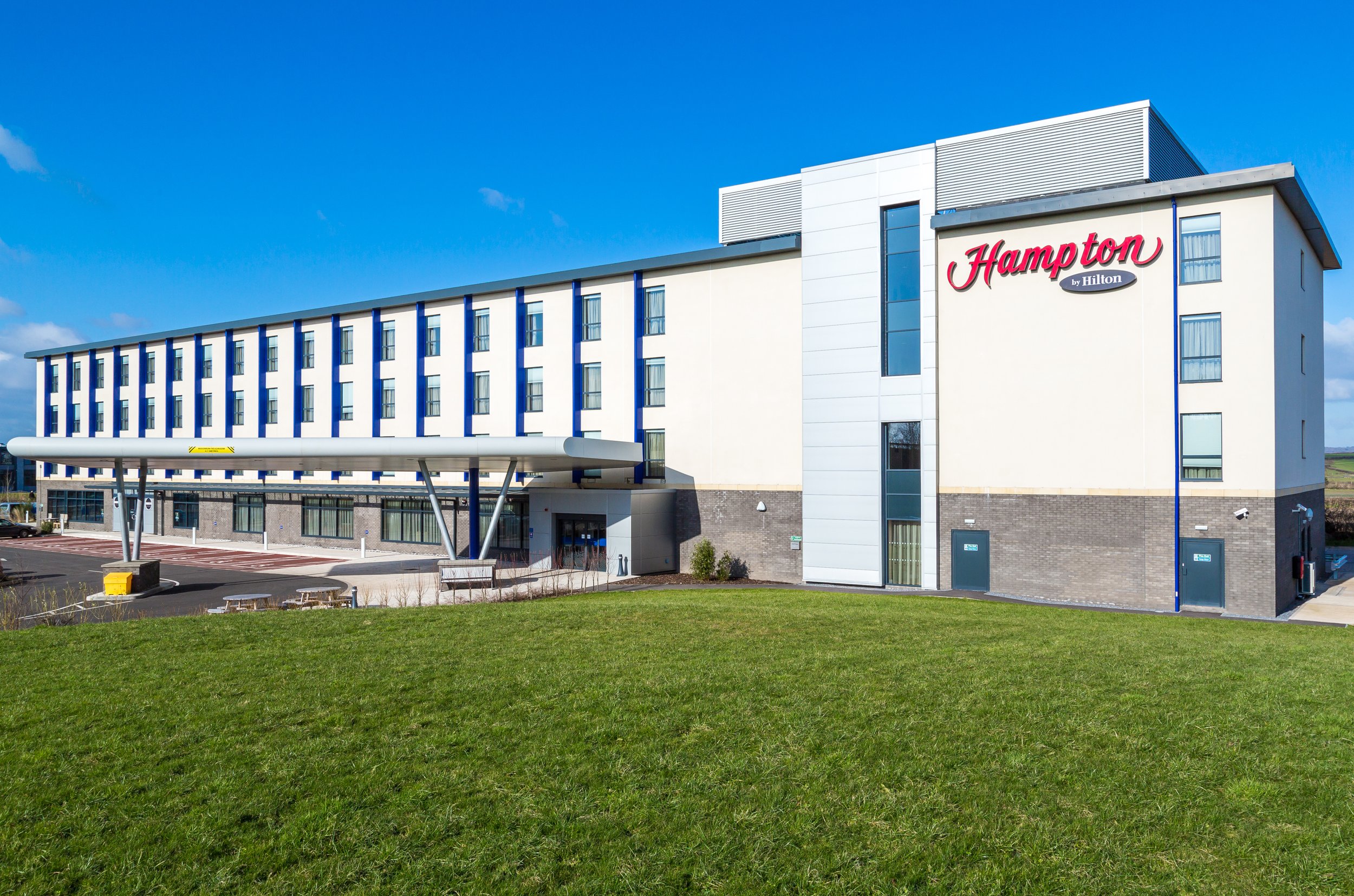 Daytime exterior of Hampton by Hilton hotel in Exeter, Devon 