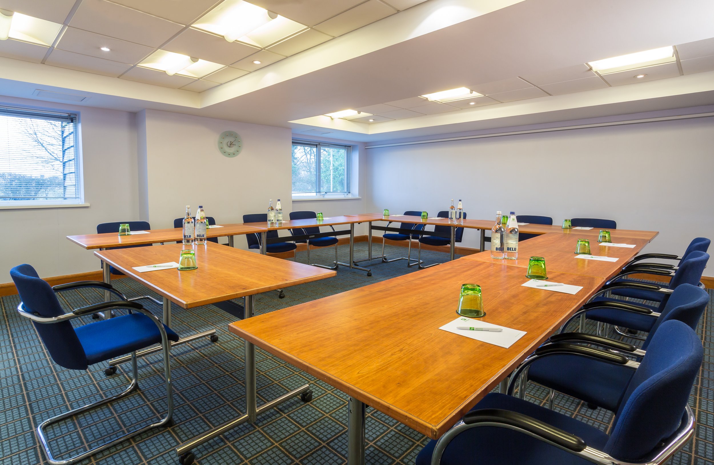 academy-meeting-room-Darwin-holiday-inn-cambridge.jpg