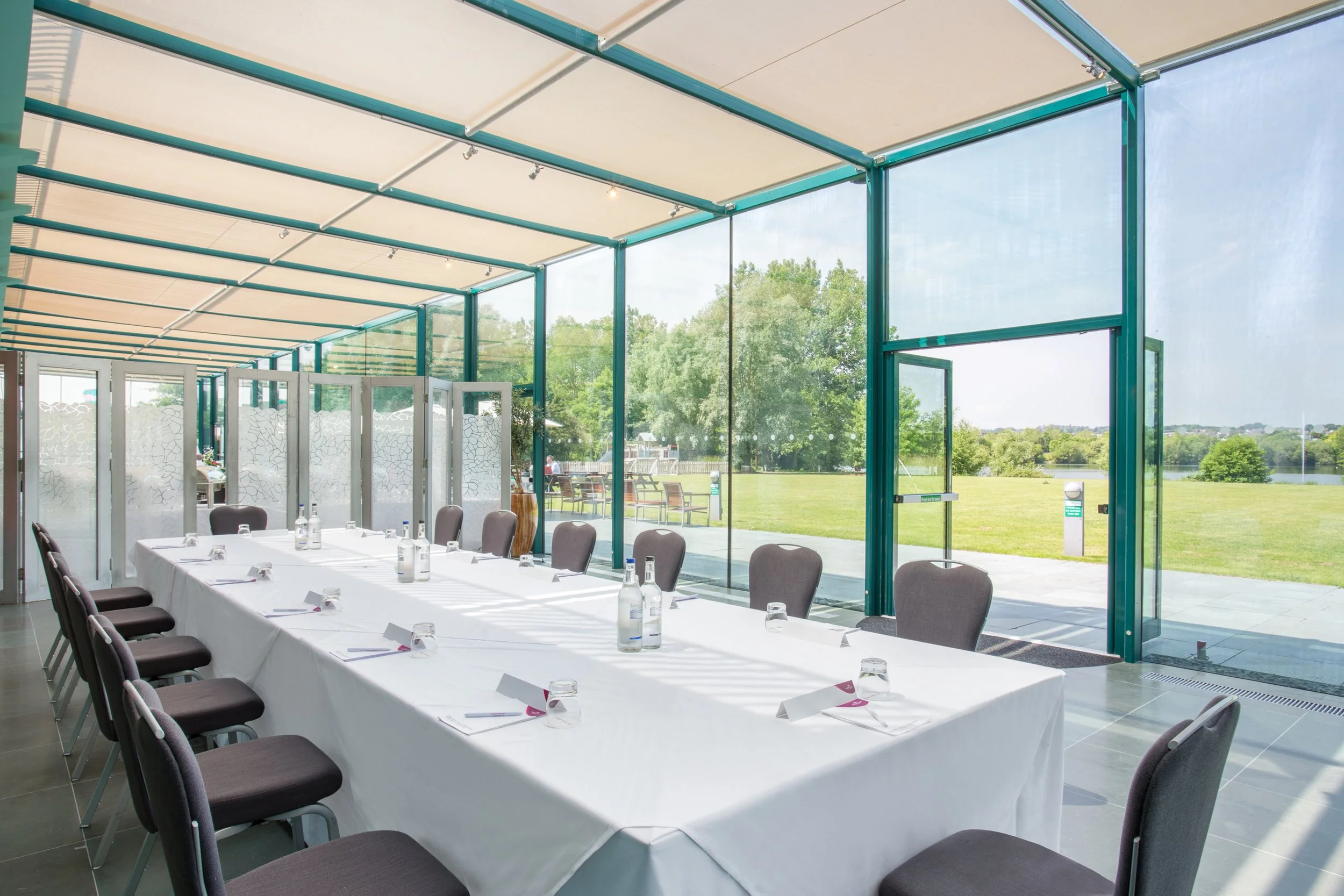 conservatory-boardroom-crowne-plaza-marlow-buckinghamshire.jpg