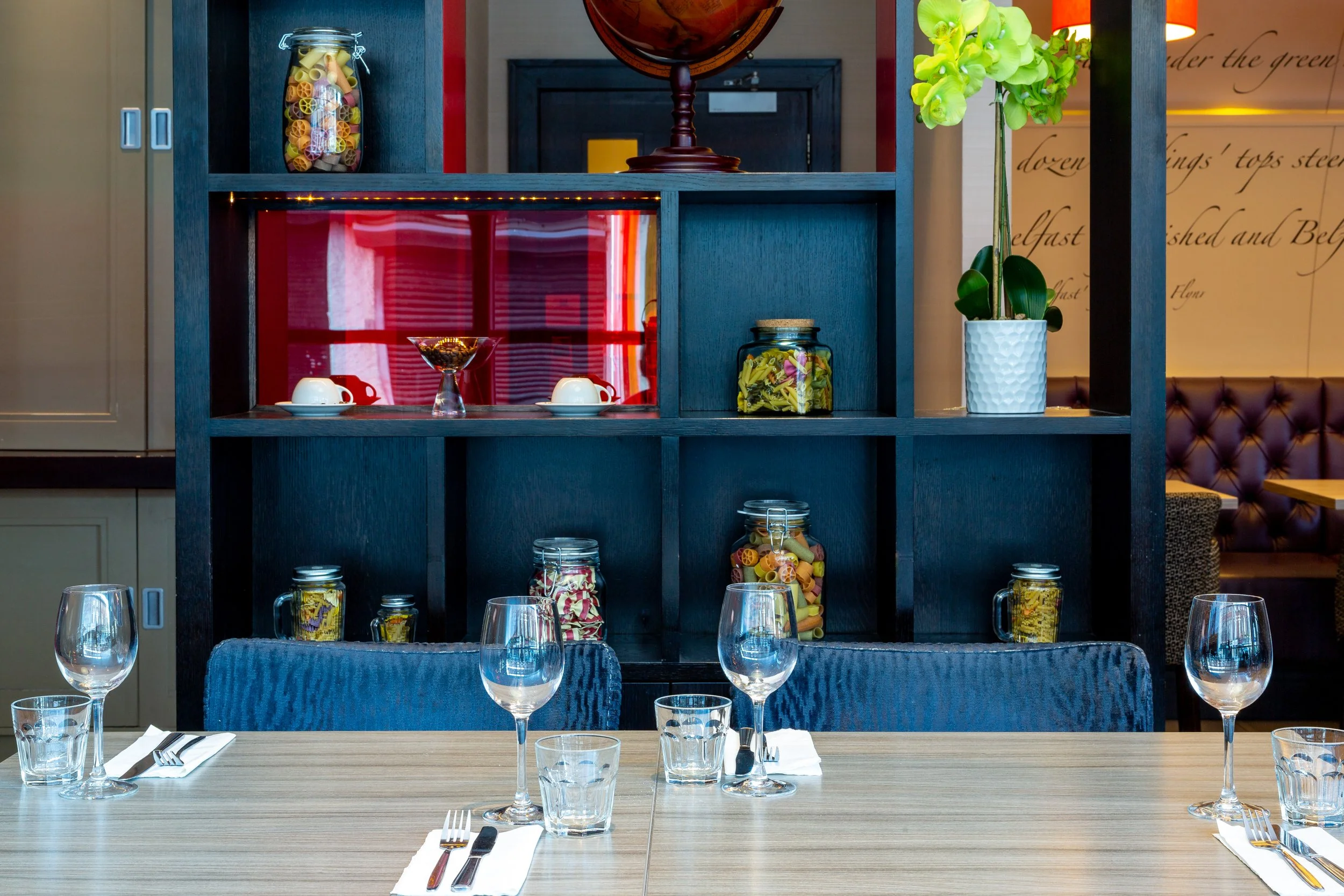 IBIS Hotels Belfast – Dining room set for dinner – Hotel Photography by Sequoia Studios