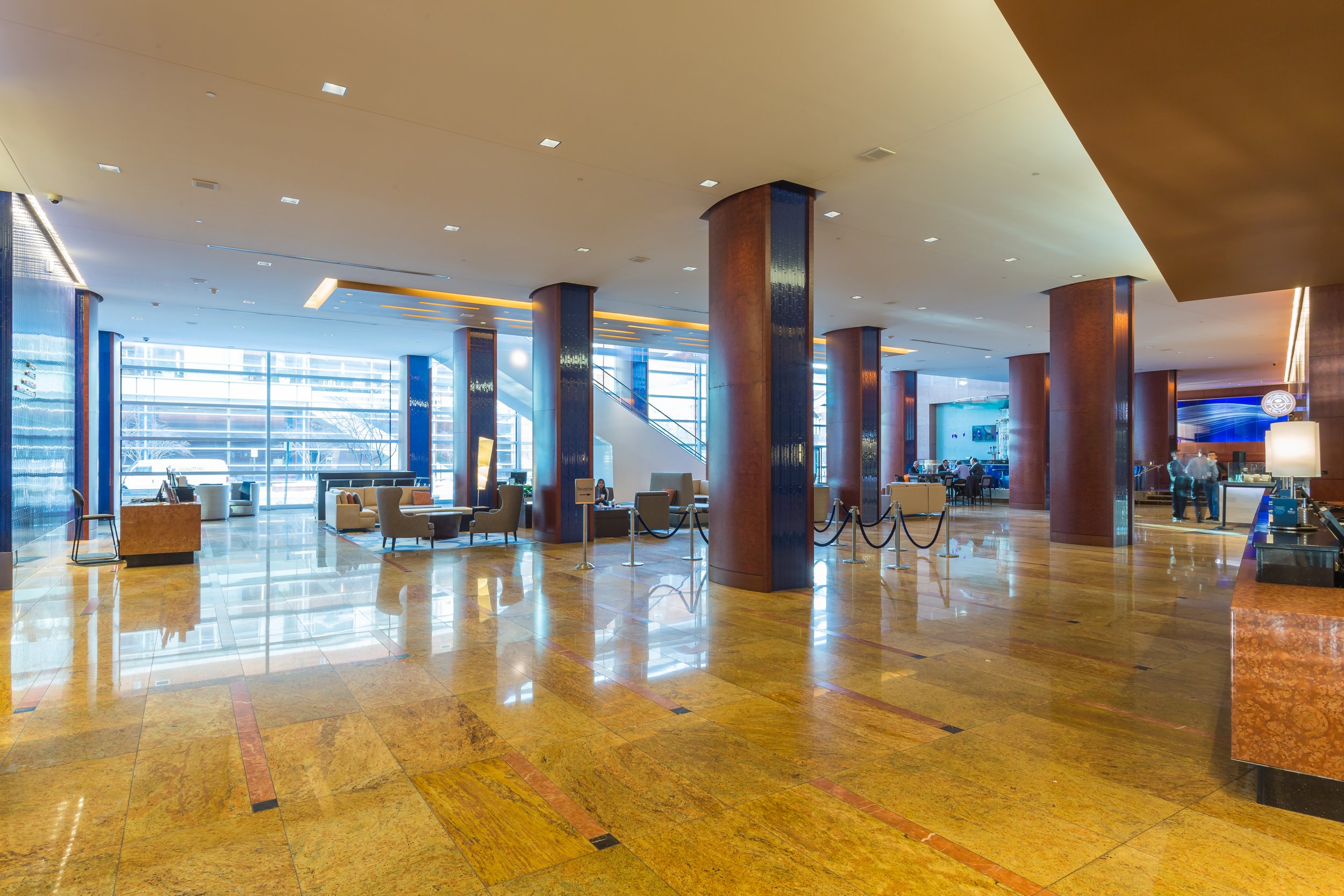 lobby-wide_hilton-baltimore_hotel-photographer-uk.jpg