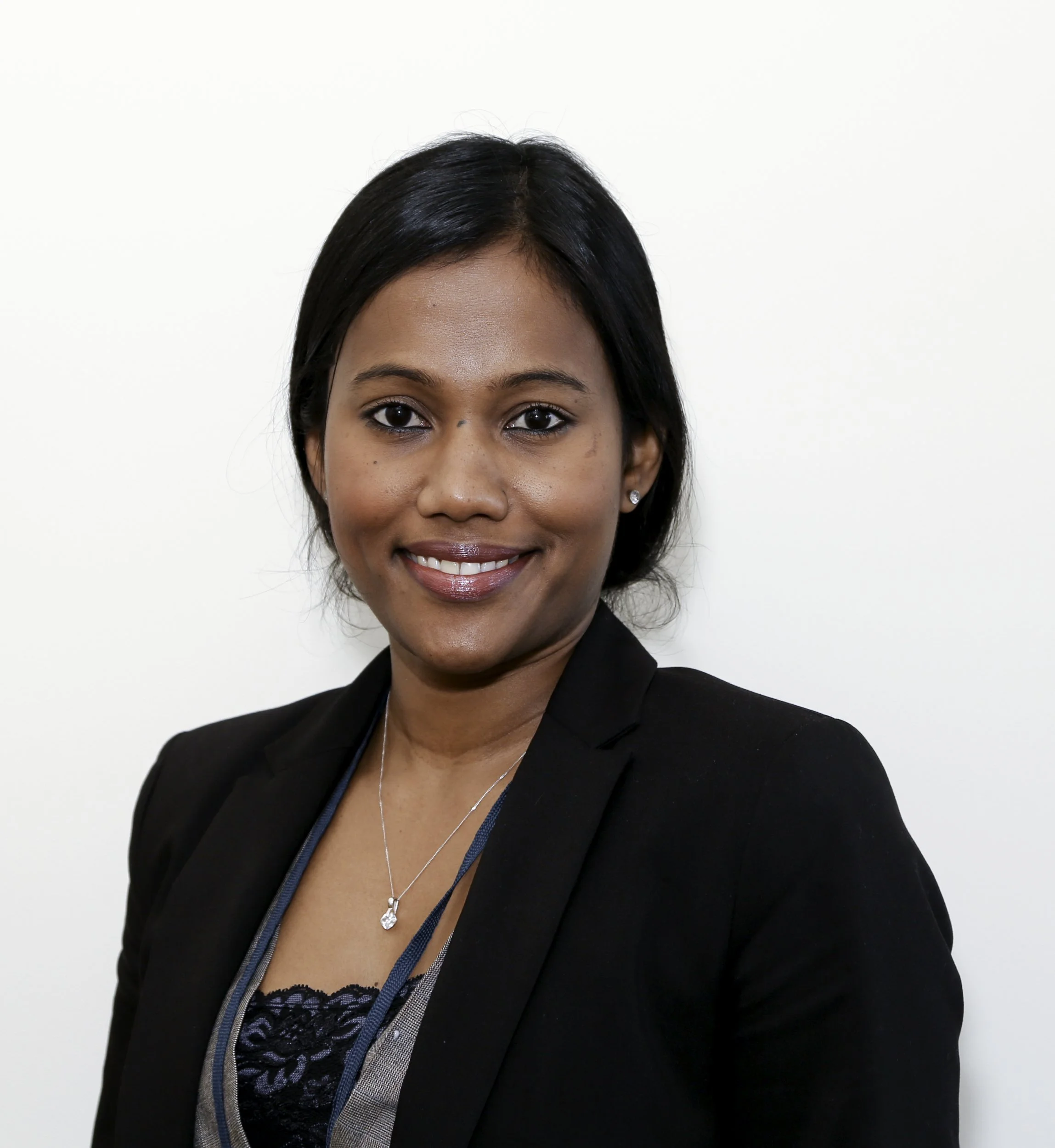 021_professional-linkedin-headshot-photographer-surrey.jpg