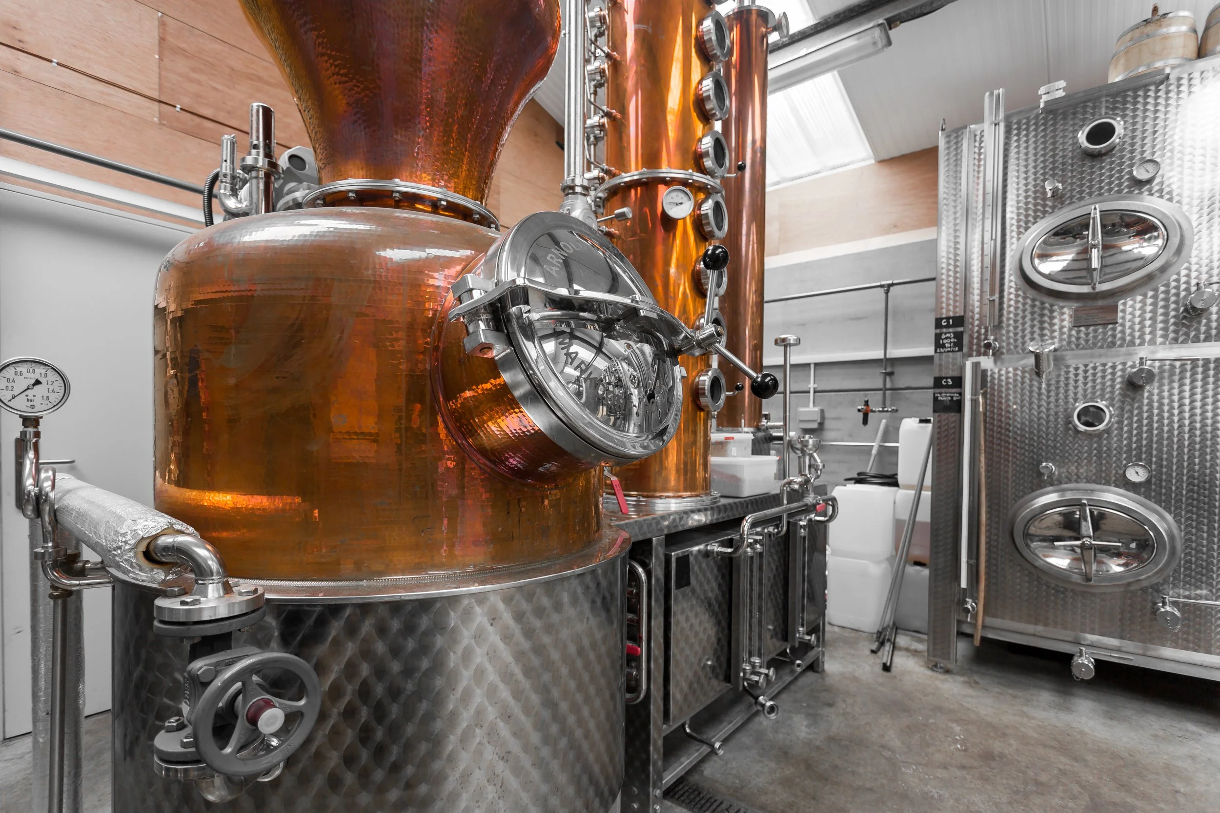 copper-stills-at-silent-pool-gin-distillery-01_drink-product-photographer-surrey.jpg