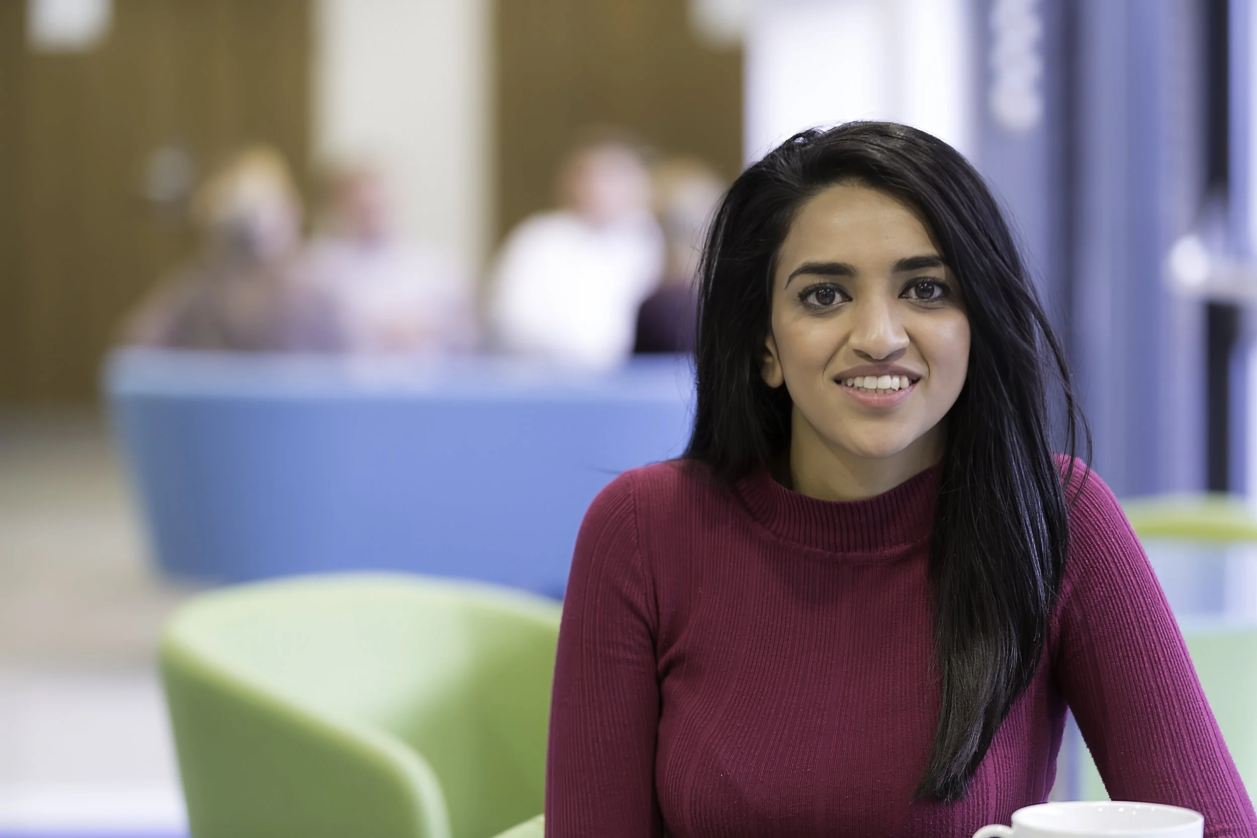 professional-linkedin-portrait-photographer-surrey_034.jpg