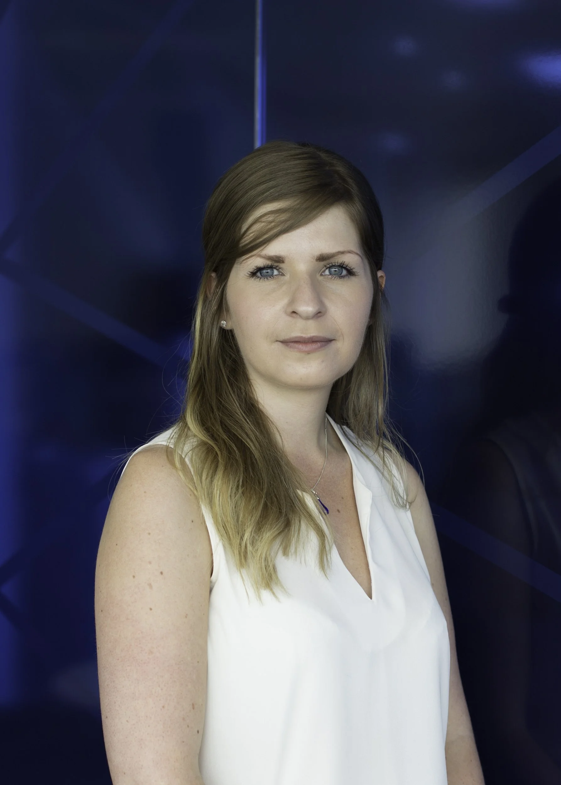 103_corporate-headshot-photographer-surrey.jpg