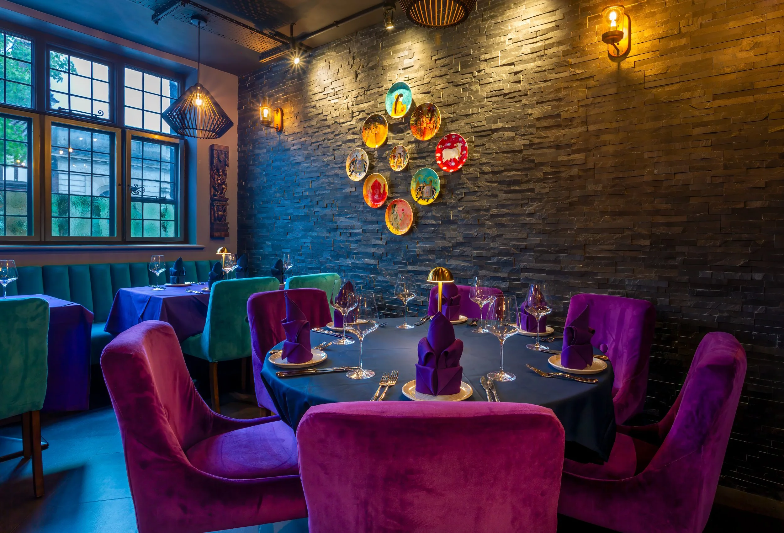 Tight crop on table for 6 set for dinner – The Dilli, Haslemere – Restaurant Photography by Sequoia Studios