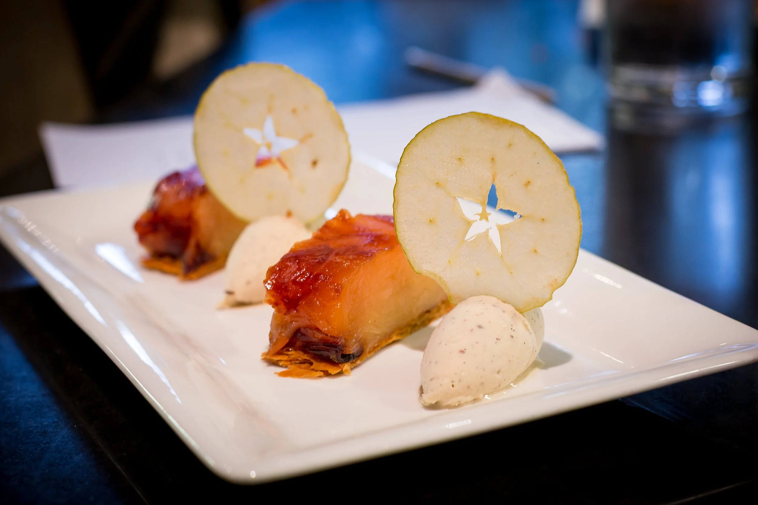 compressed-apple-terrine-le-manoir-aux-qait-saisons.jpg