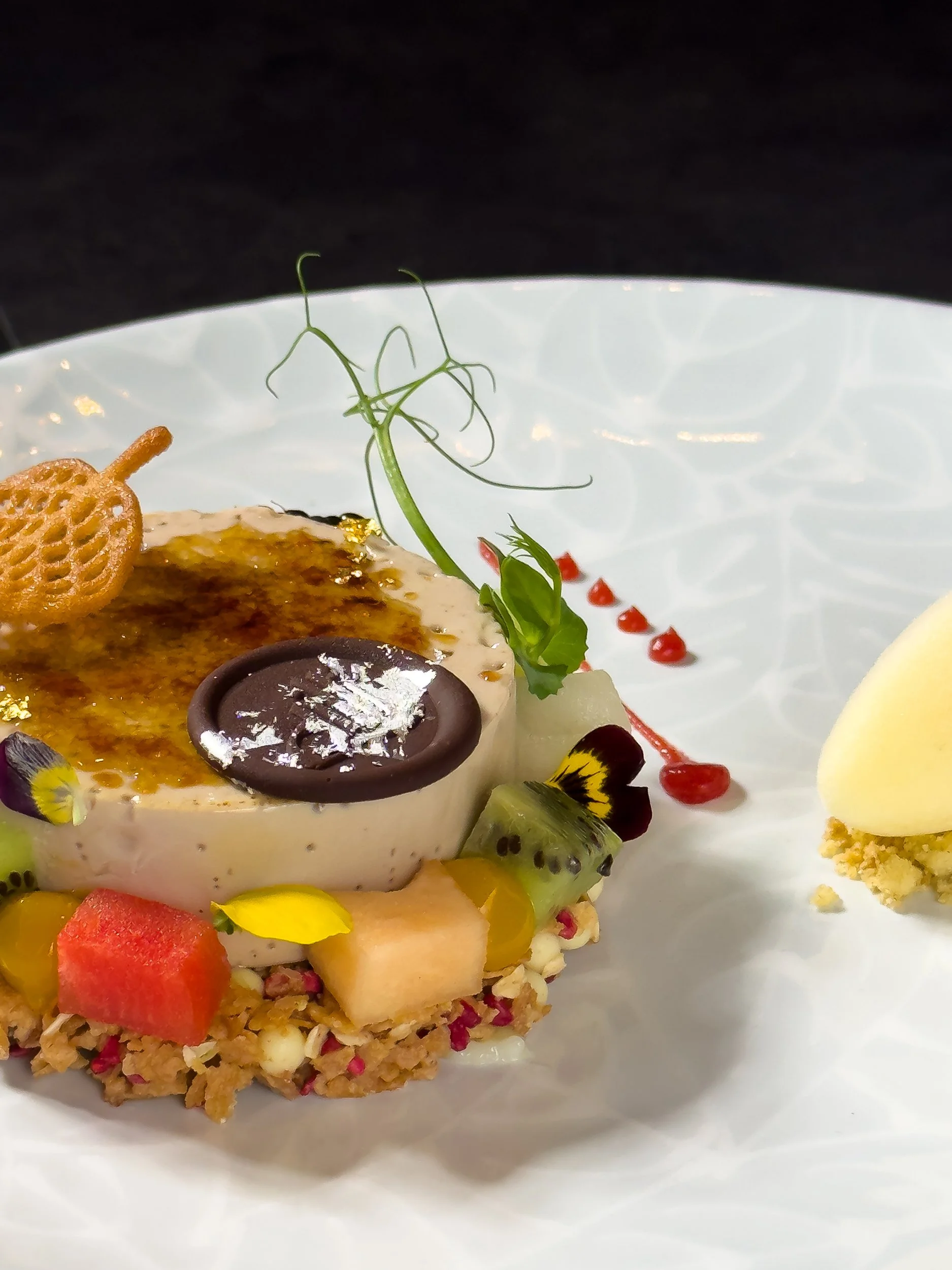 Tonka bean creme brule – The Dilli, Haslemere – Restaurant Photography by Sequoia Studios