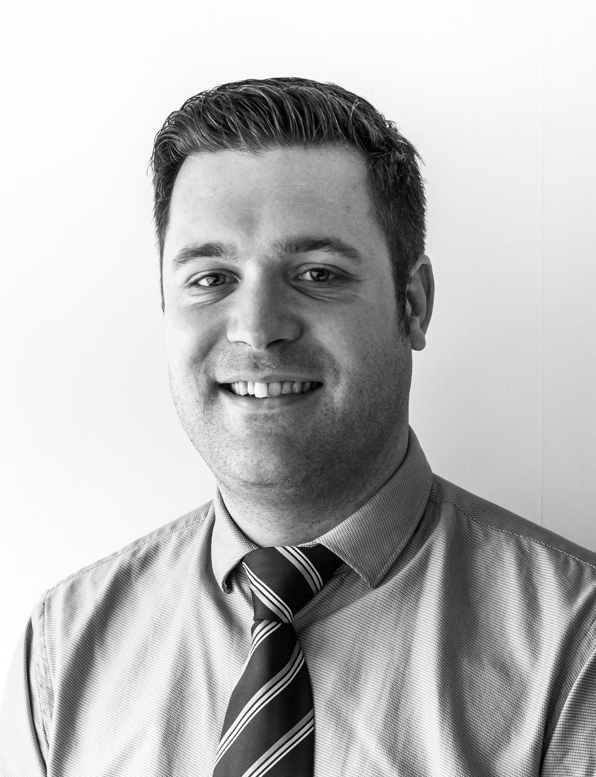 049_linkedin-headshot-photographer-sussex.jpg