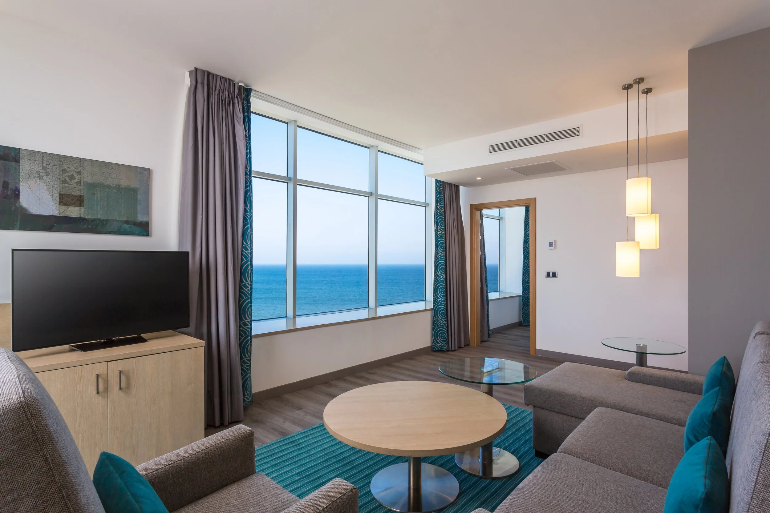 guest-suite-lounge-sea-view-hilton-garden-inn-tangier-morocco.jpg