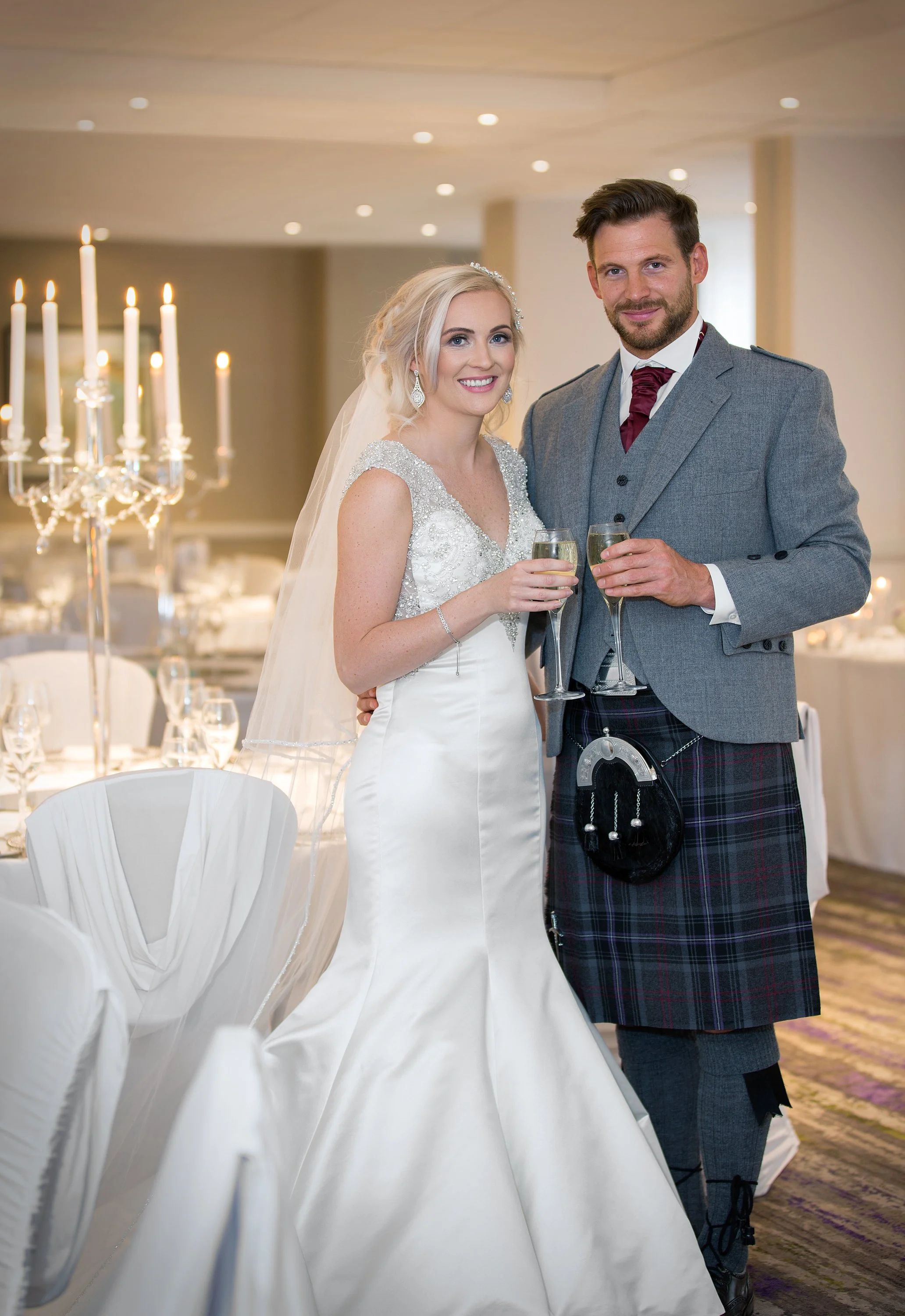 married-couple-wedding-reception-007-doubletree-hilton-glasgow-scotland.jpg