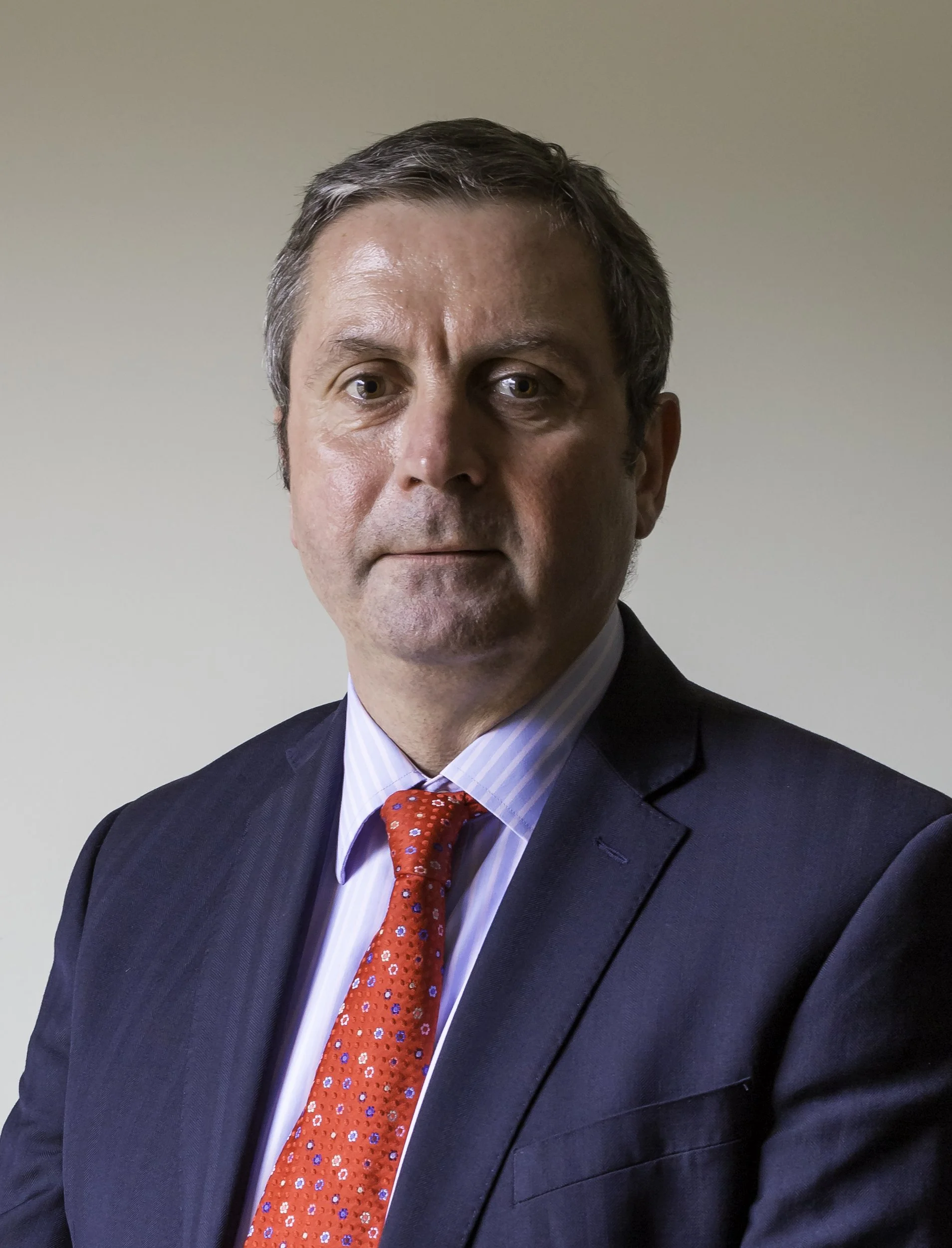 099_corporate-headshot-photographer-surrey.jpg