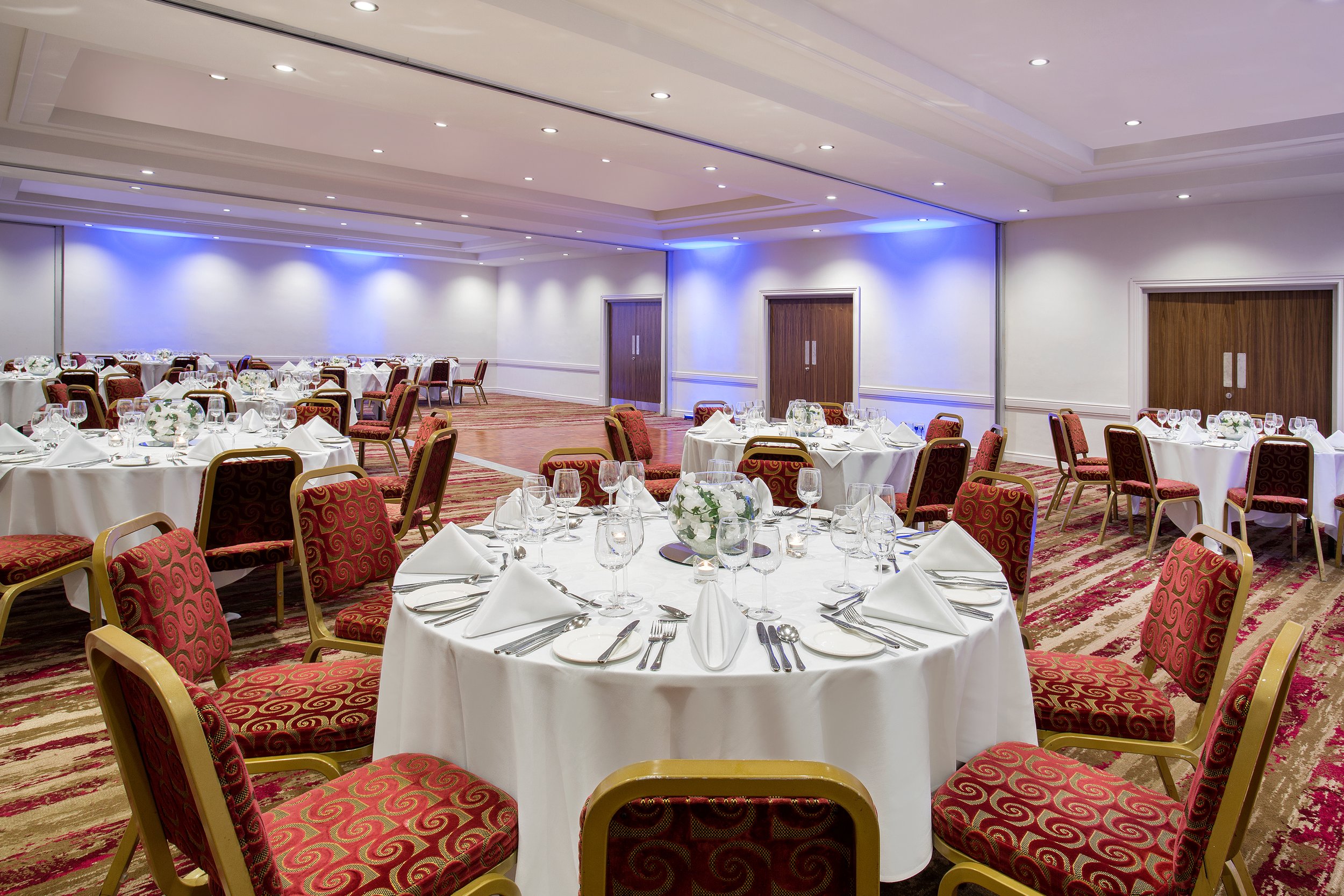 wedding-suite-dinner-jurys-inn-east-midlands-airport.jpg