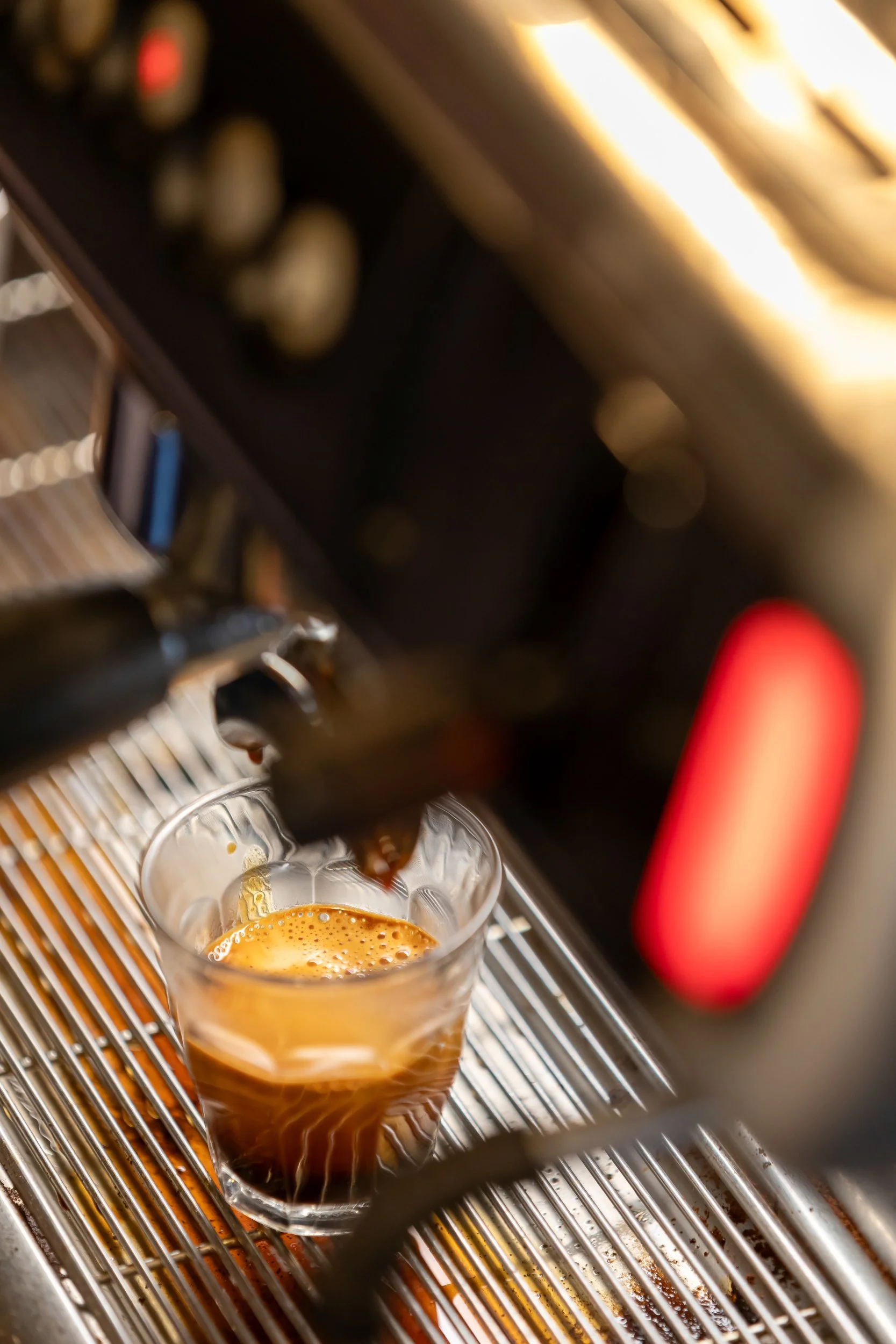 Espresso coffee being prepared  – The Lion's Den Café, Haslemere, Surrey – Drink Photography by Sequoia Studios