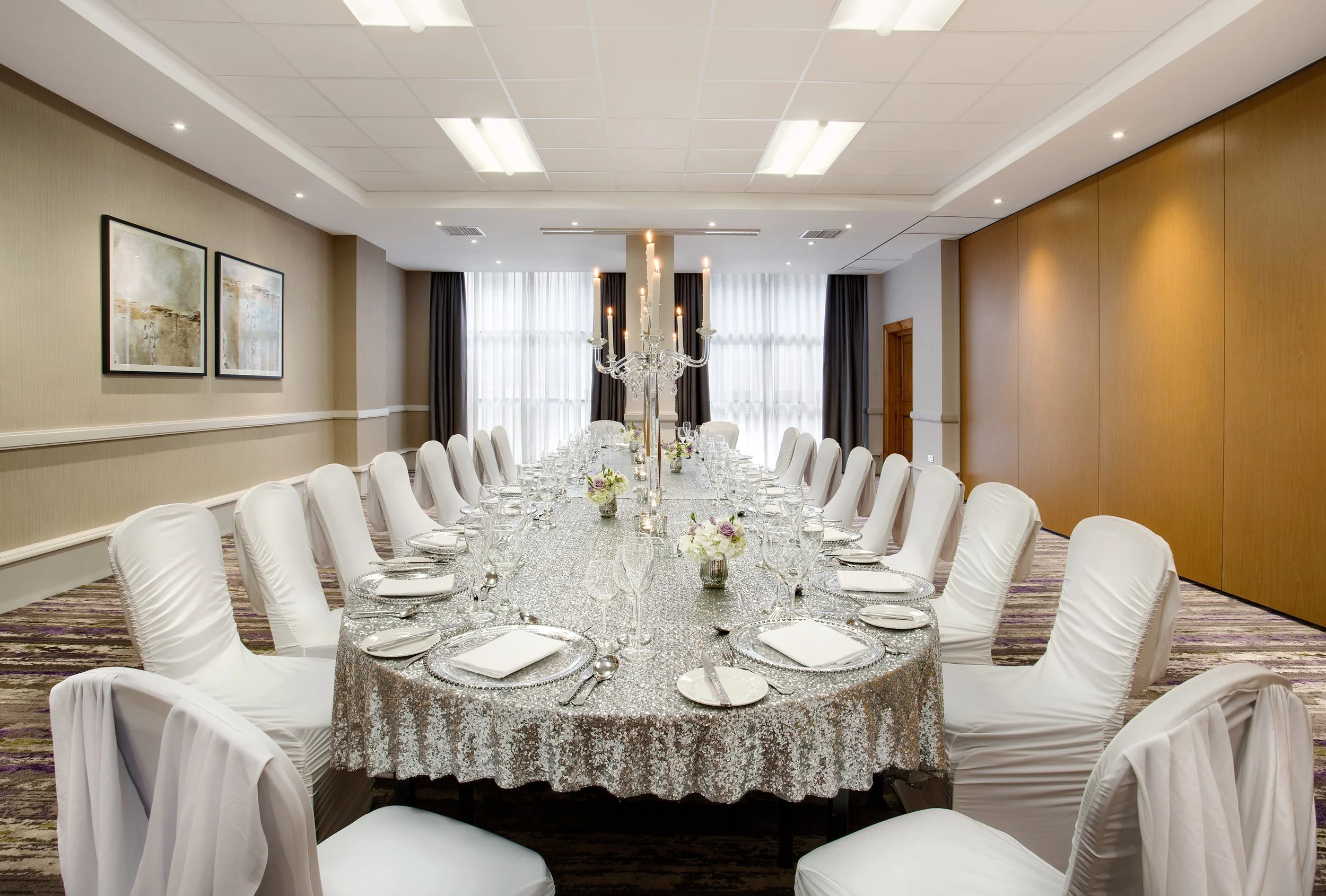 small-wedding-dinner-0041-doubletree-hilton-glasgow-scotland.jpg