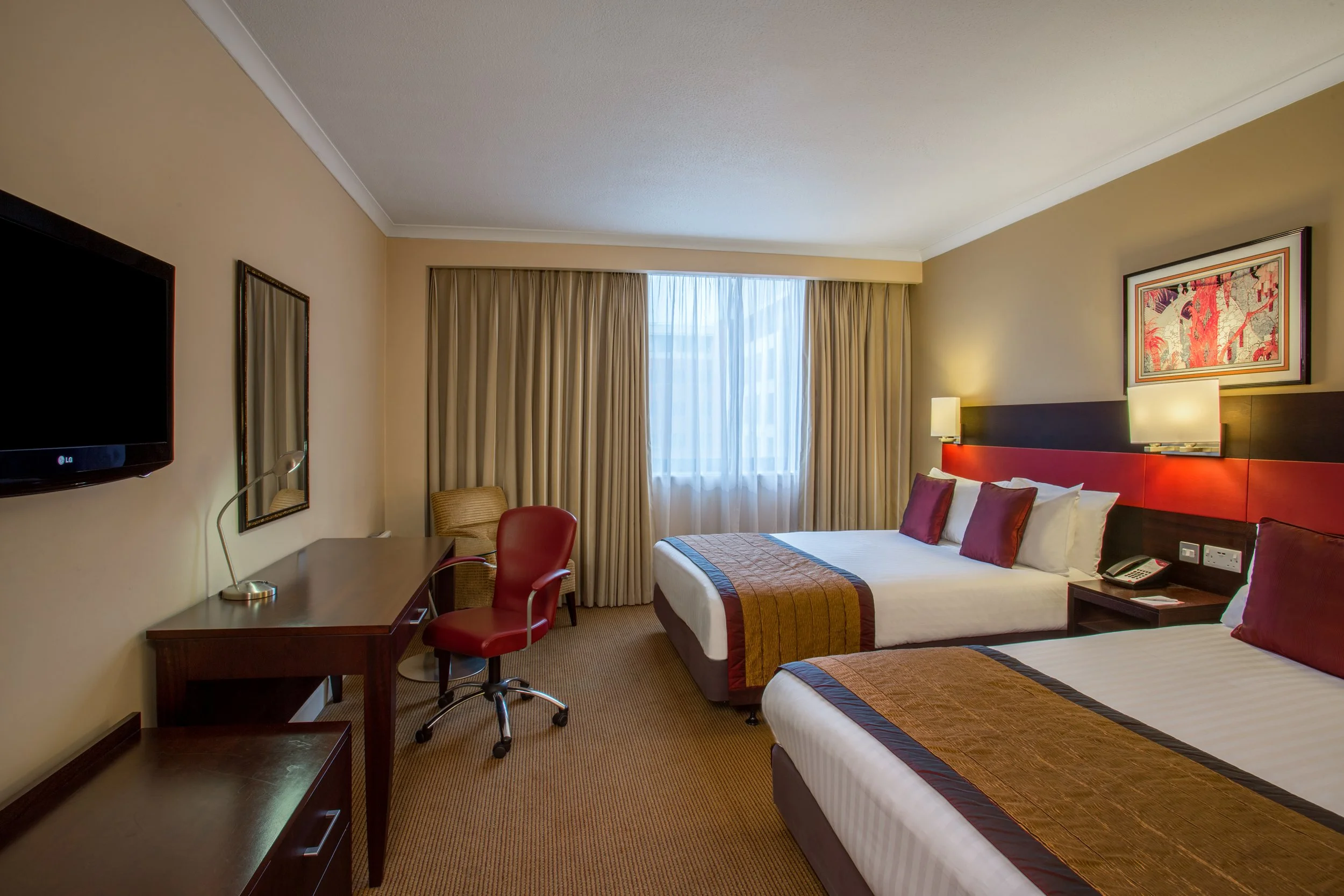 guest-room-standard-twin-holiday-inn-cambridge.jpg