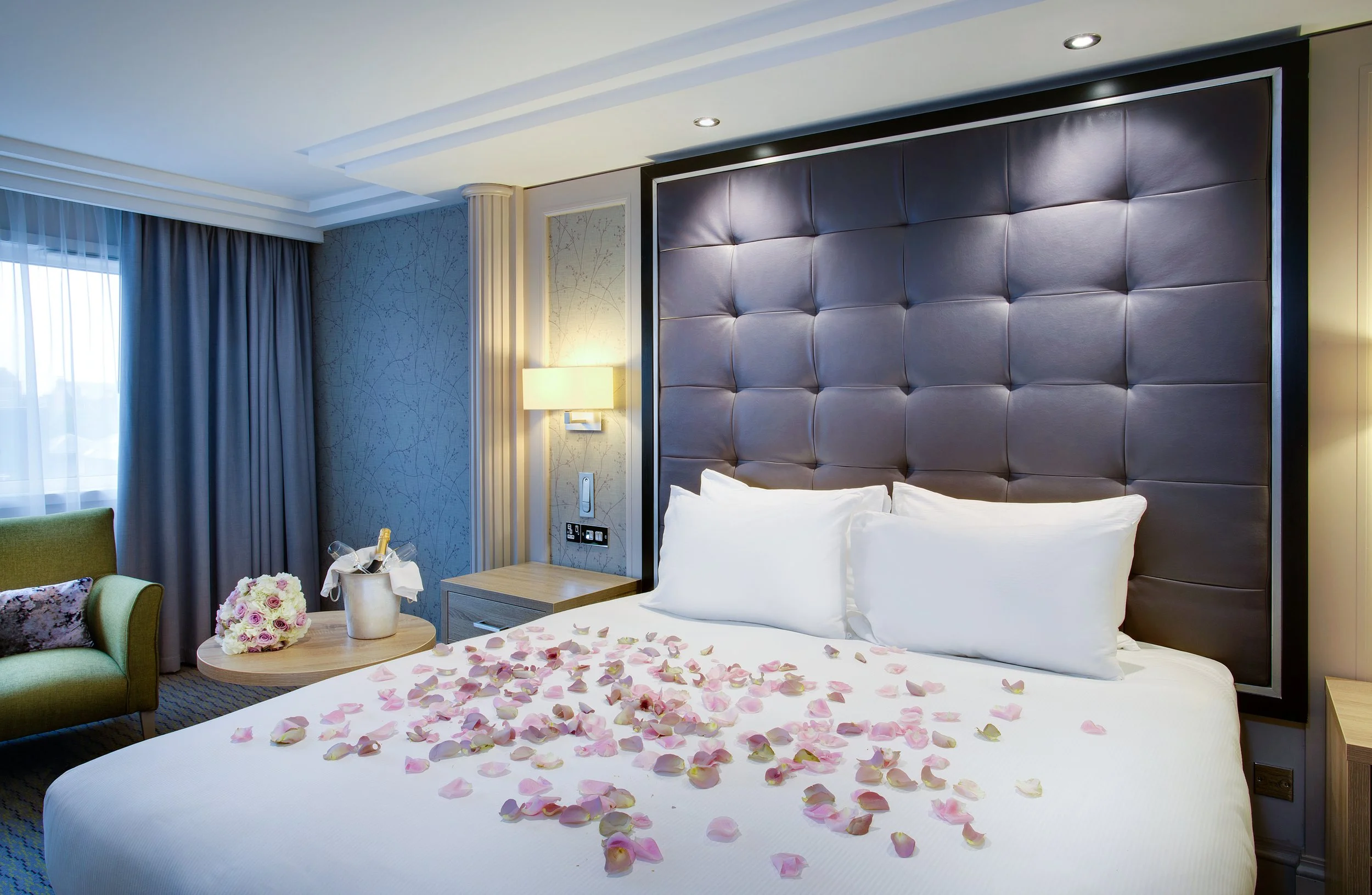 bridal-suite-0061-doubletree-hilton-glasgow-scotland.jpg