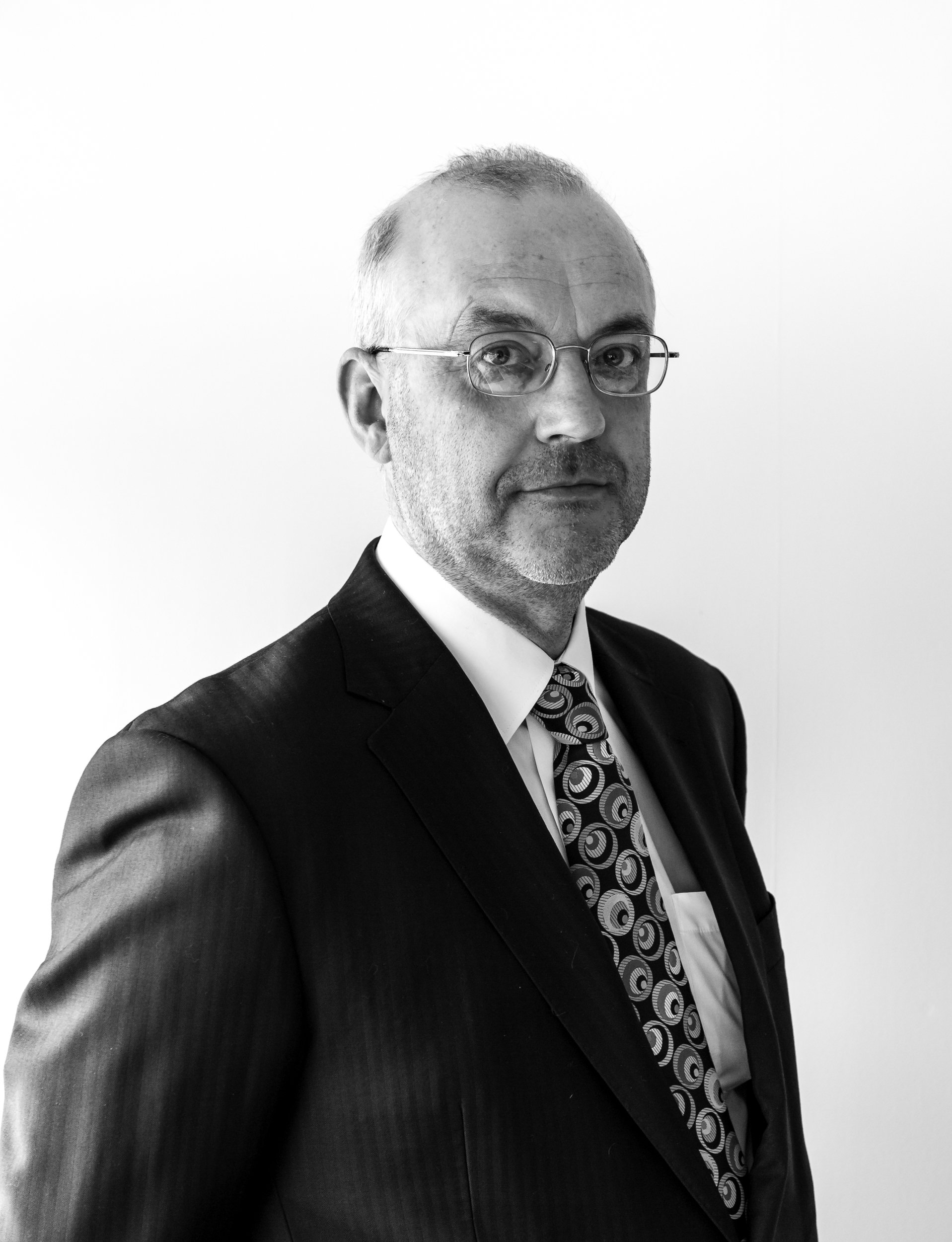 046_corporate-headshot-photographer-surrey.jpg