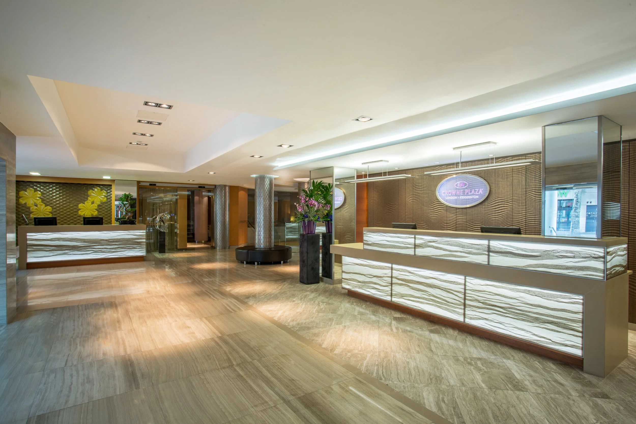 lobby-and-front-desk-crowne-plaza-kensington-london.jpg