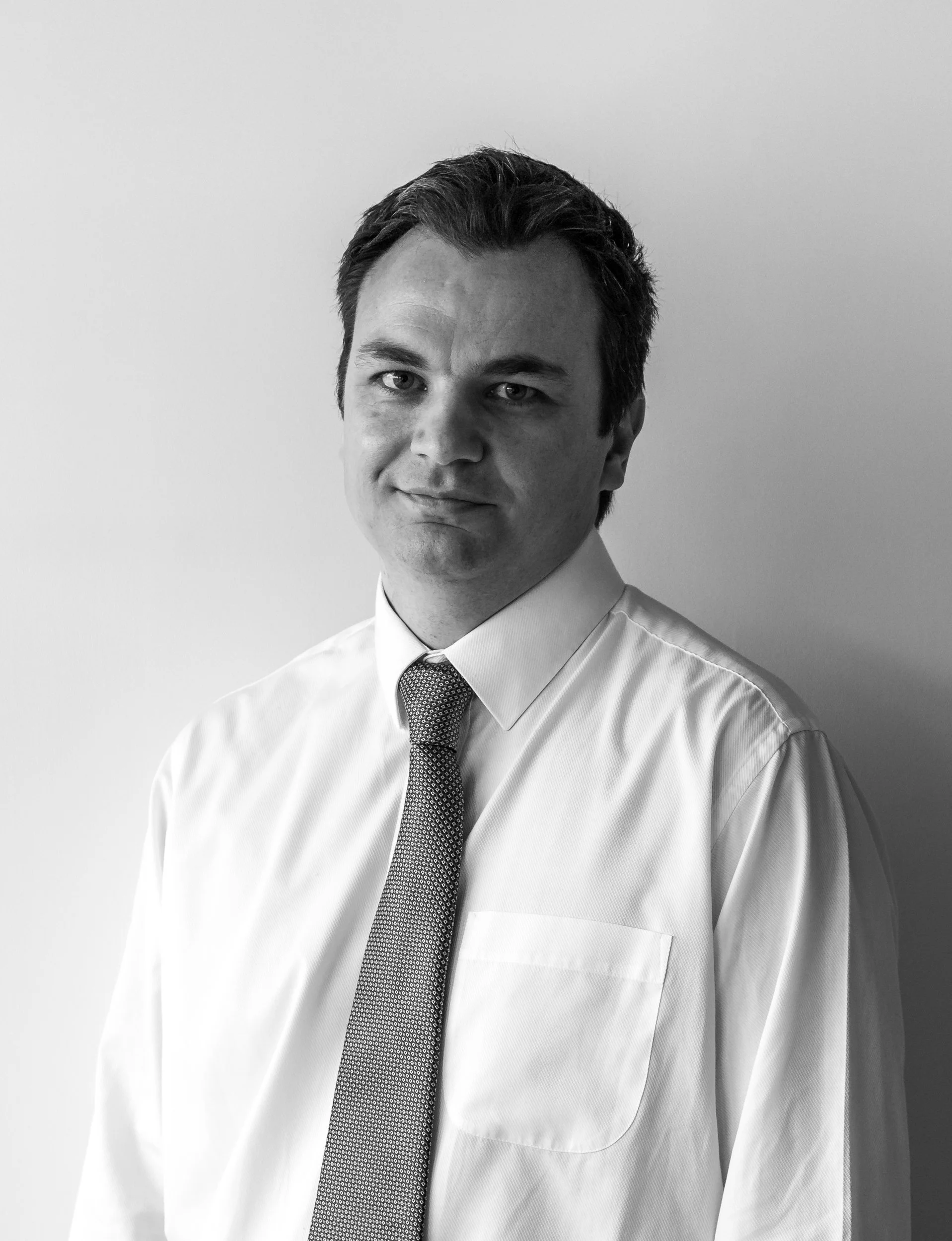 052_corporate-headshot-photographer-surrey.jpg