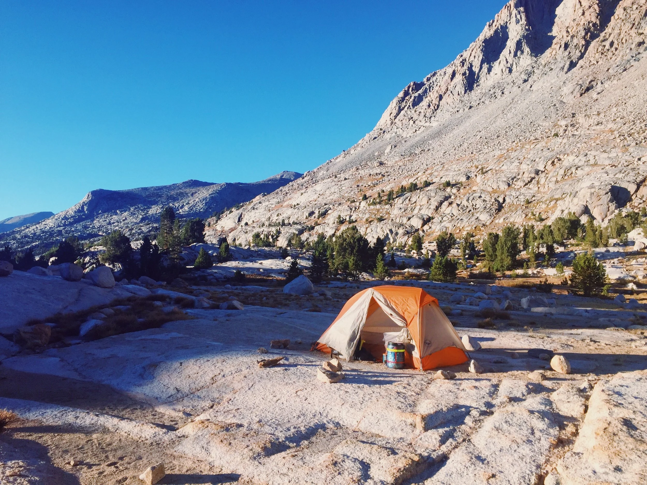 PCT SOBO day 86 – Why don't more people hike the Sierra in October?