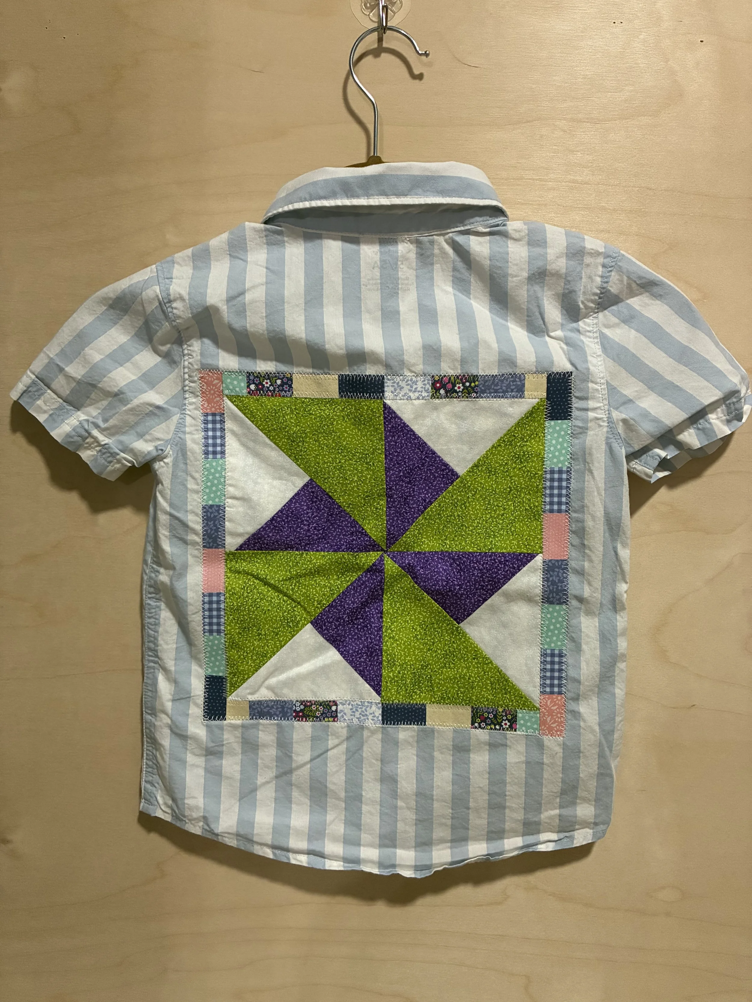 Blue + White Striped Pinwheel Collared Shirt (5T)