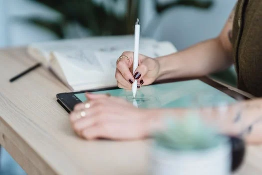 How to Use Graphic Design to Communicate Effectively