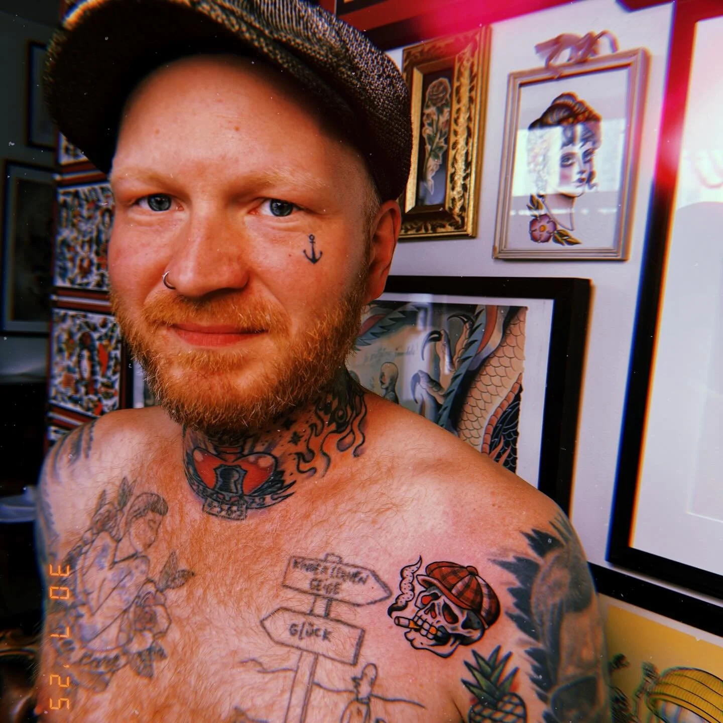 Custom skull made for Tom visiting from Germany, thanks for walking in and trusting me! Had to take a picture of him in front of the flash cos he&rsquo;s just looks SO SICK. 

Tattoos big and small, we do them all @kingscrosstattoo 💀

🗓️ Booking fo