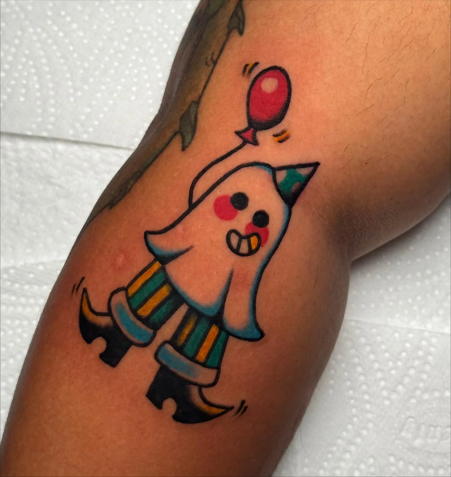 HAPPY HALLOWEEN CUTIES 🖤 Cute &lsquo;n&rsquo; creepy one made for Habiba yesterday to celebrate this weekends festivities - thanks diva! 

SPACE ALL DAY TODAY AND TOMORROW TO TATTOO YAZ, come in today and get tattooed by yr fave clown in full regali