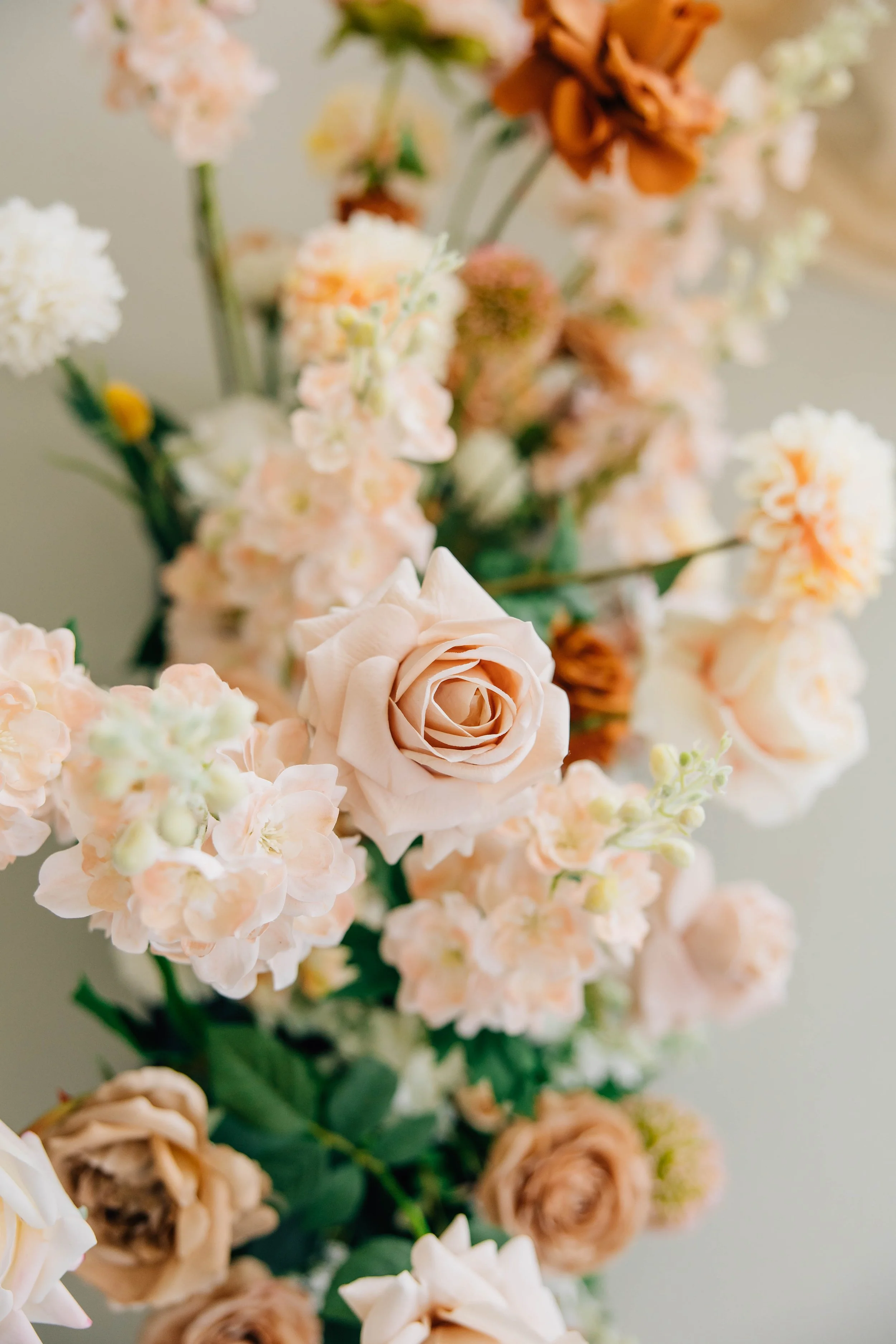 Pittsburgh silk : real-touch floral.JPG