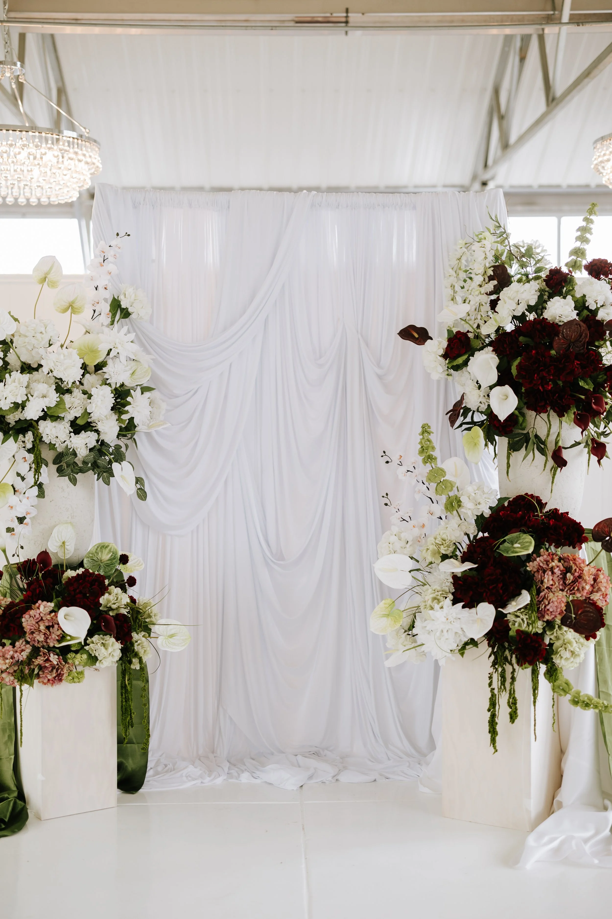  Salin Simsek Photography LLC Drapery & florals .jpg