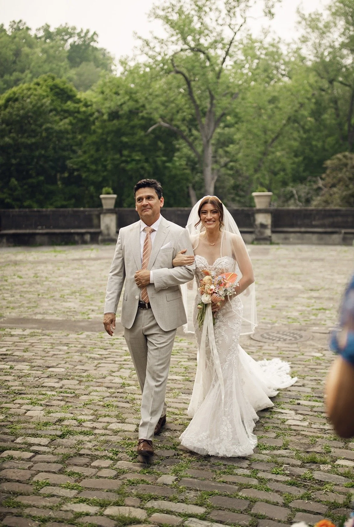bride-italian-cultural-garden-cleveland.jpg