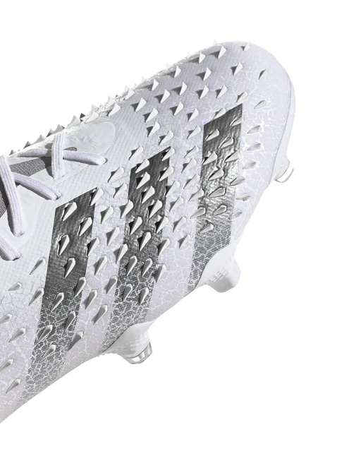 PREDATOR FREAK .1 FG (WHITE) 3 .png