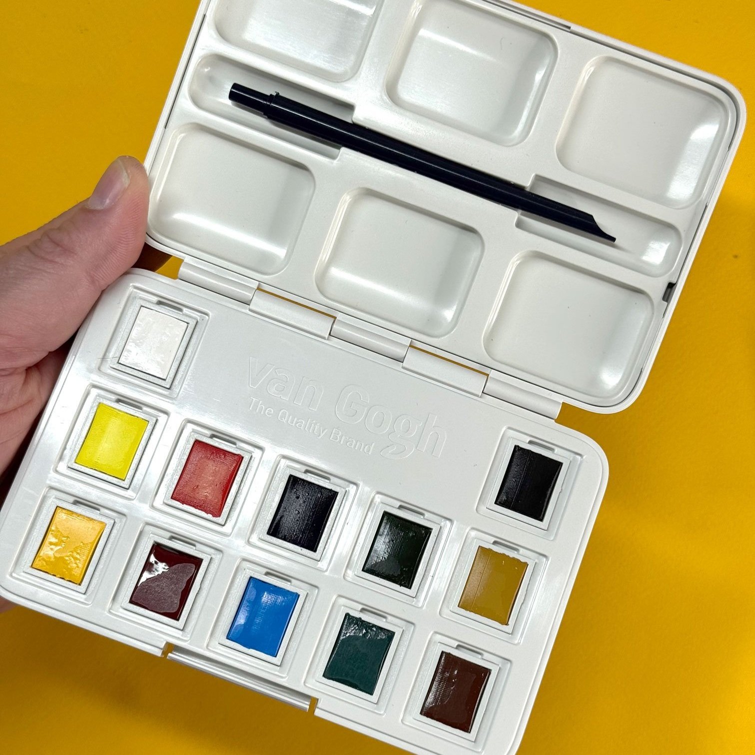 paint-kit-open.jpg