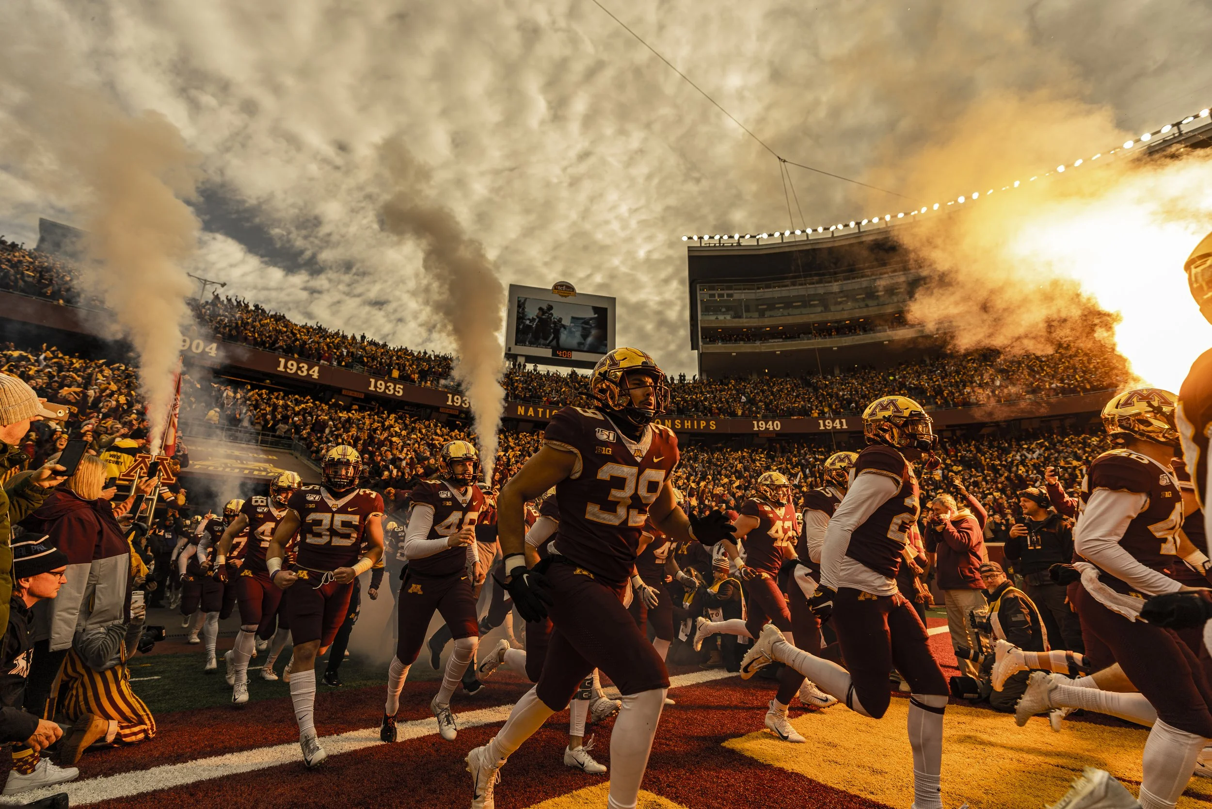 191109_Gophers-PennSt_BenBlair-5 (1).jpg