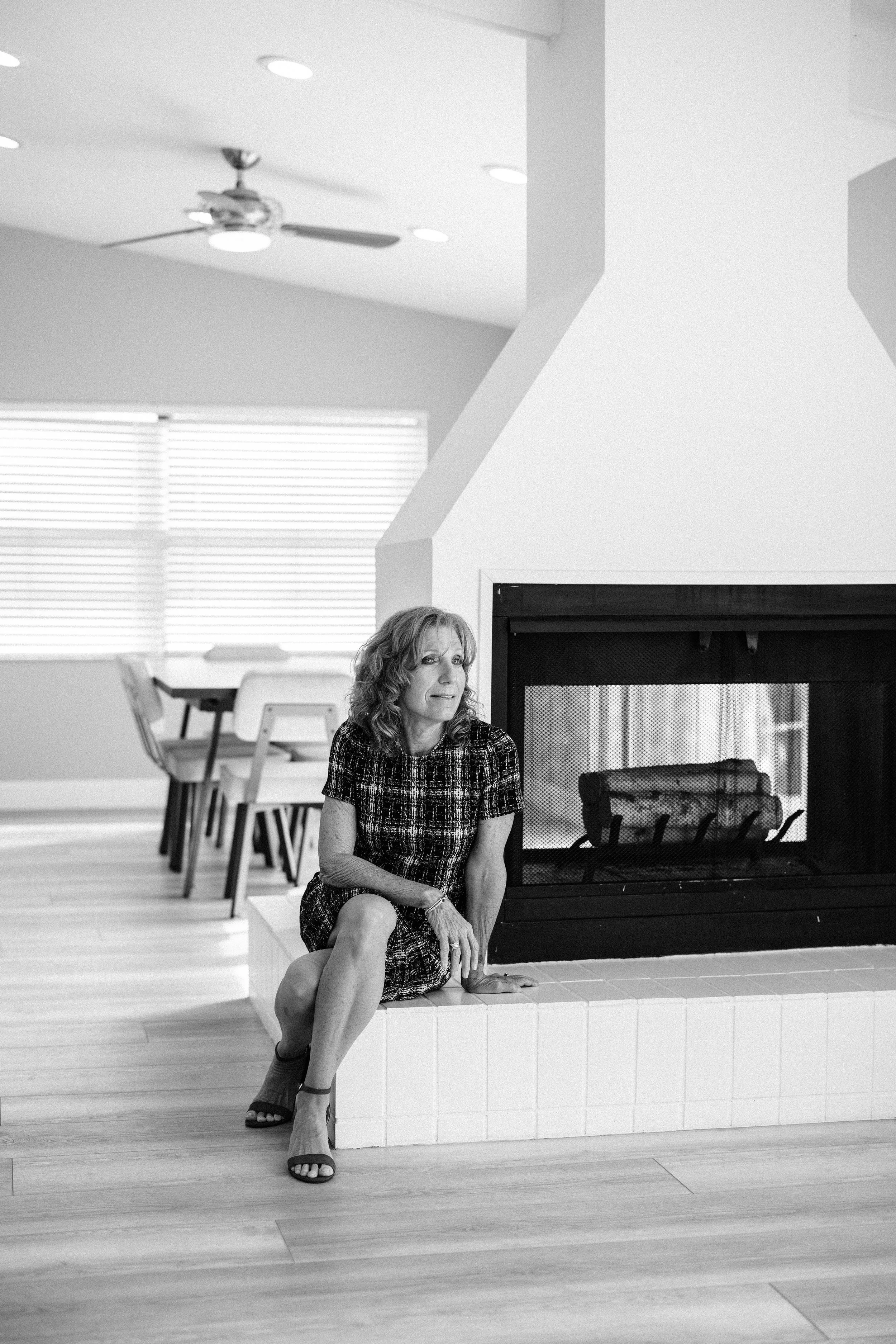 Kelly Belisle Headshots - Realtor Headshot Branding Session - Bayfront House in Bradenton by IMG - Mused Photo (12).jpg