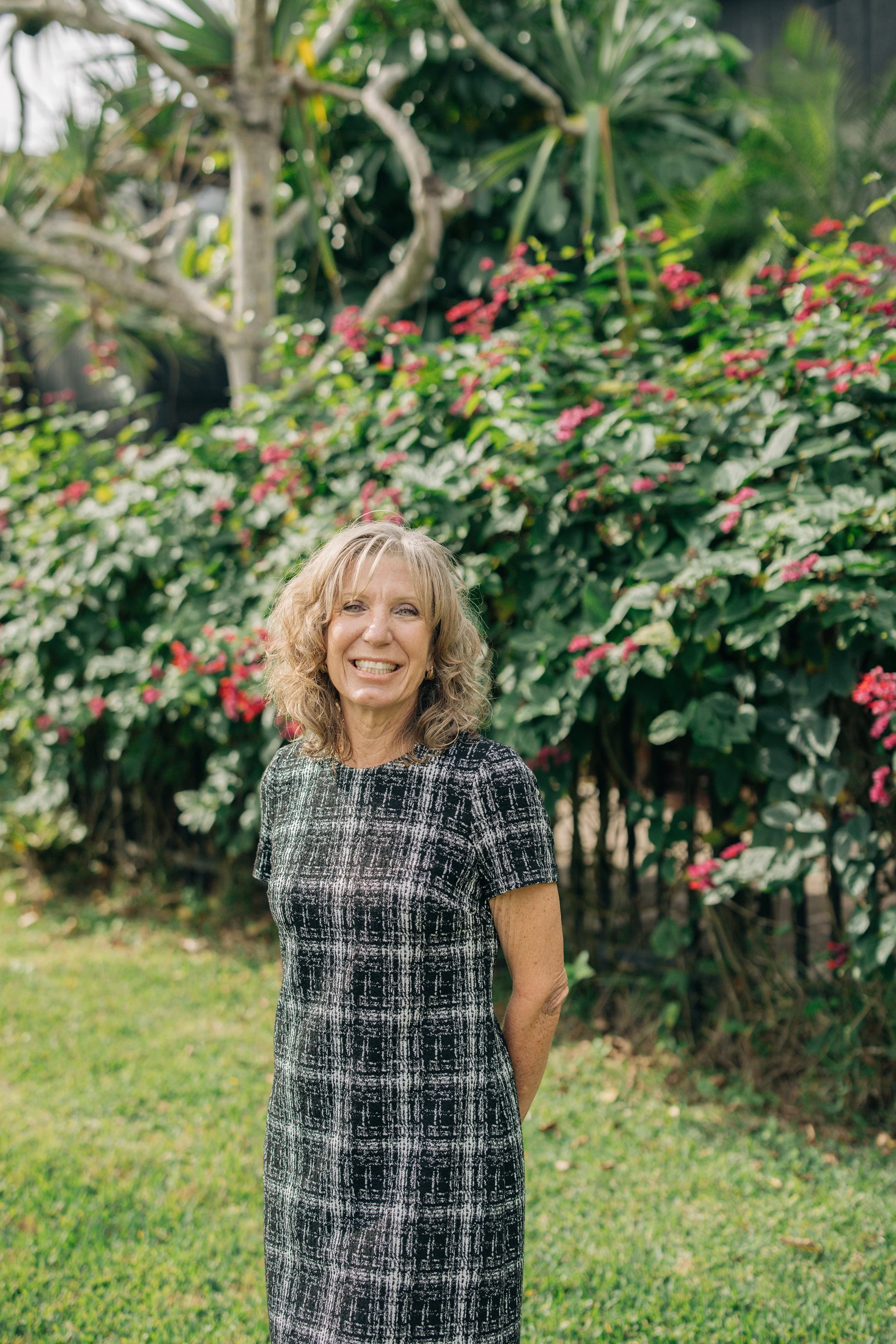 Kelly Belisle Headshots - Realtor Headshot Branding Session - Bayfront House in Bradenton by IMG - Mused Photo (58).jpg