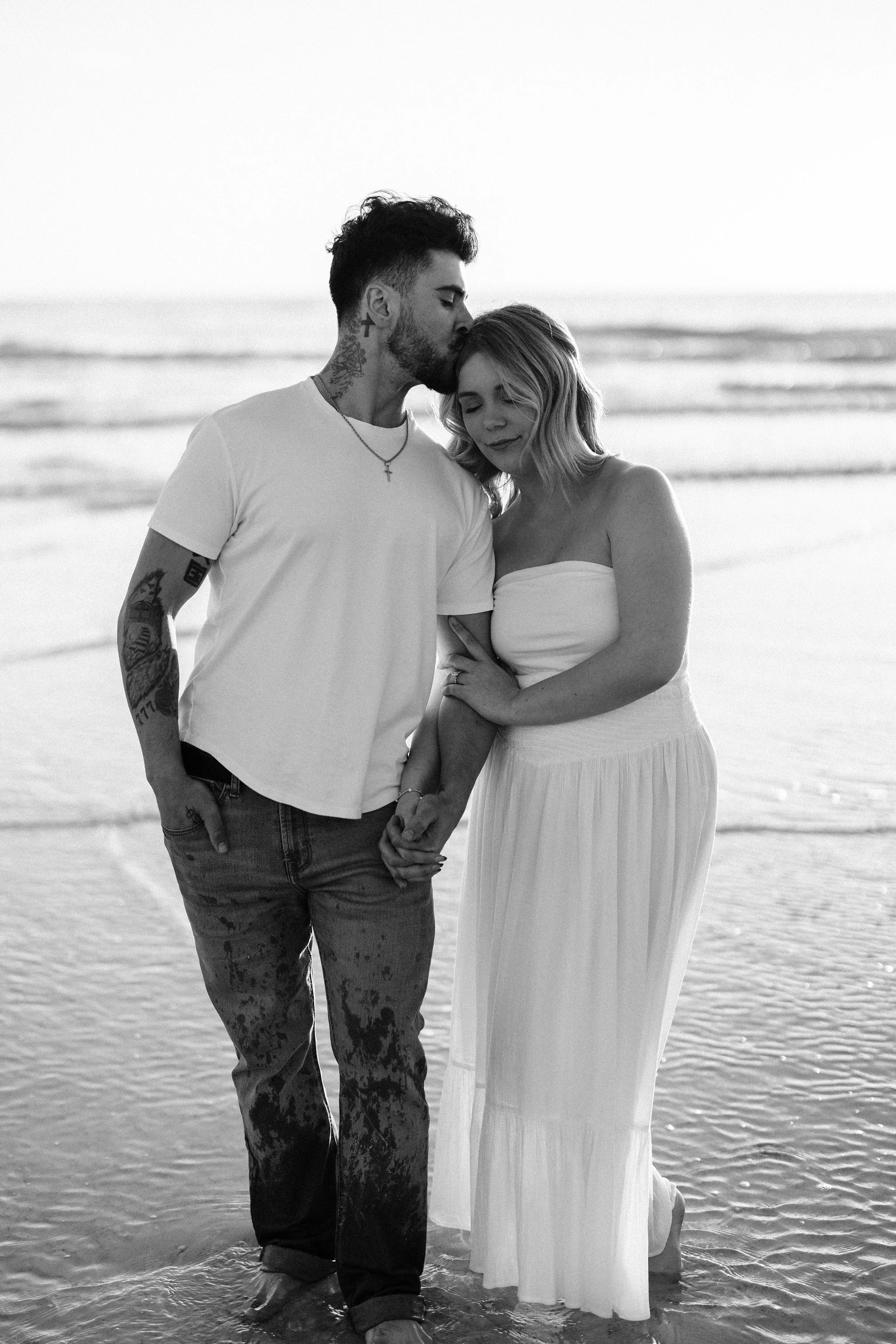 Hannah + Isaiah - Sarasota Engagement Photos - Beach Engagement Session - Mused Photo (143).jpg
