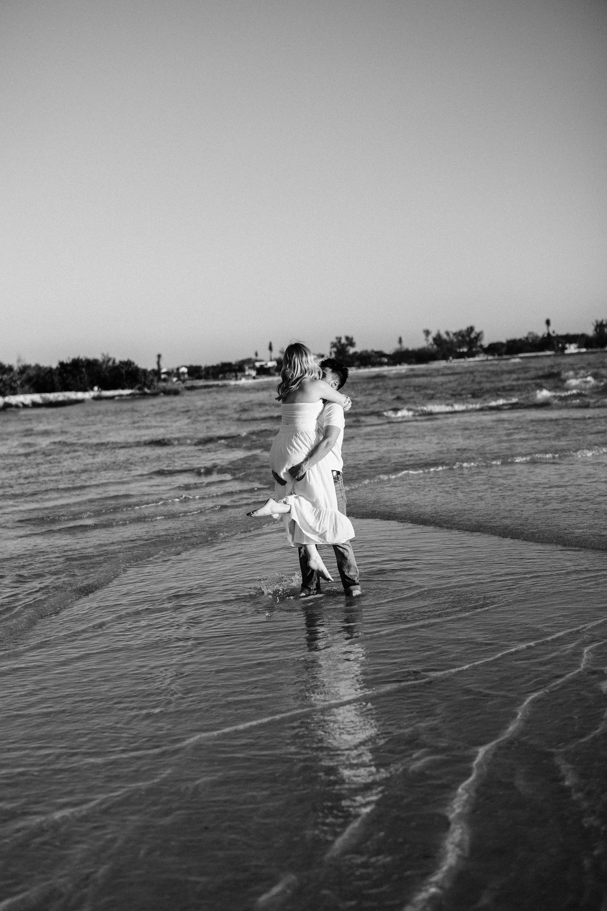 Hannah + Isaiah - Sarasota Engagement Photos - Beach Engagement Session - Mused Photo (120).jpg