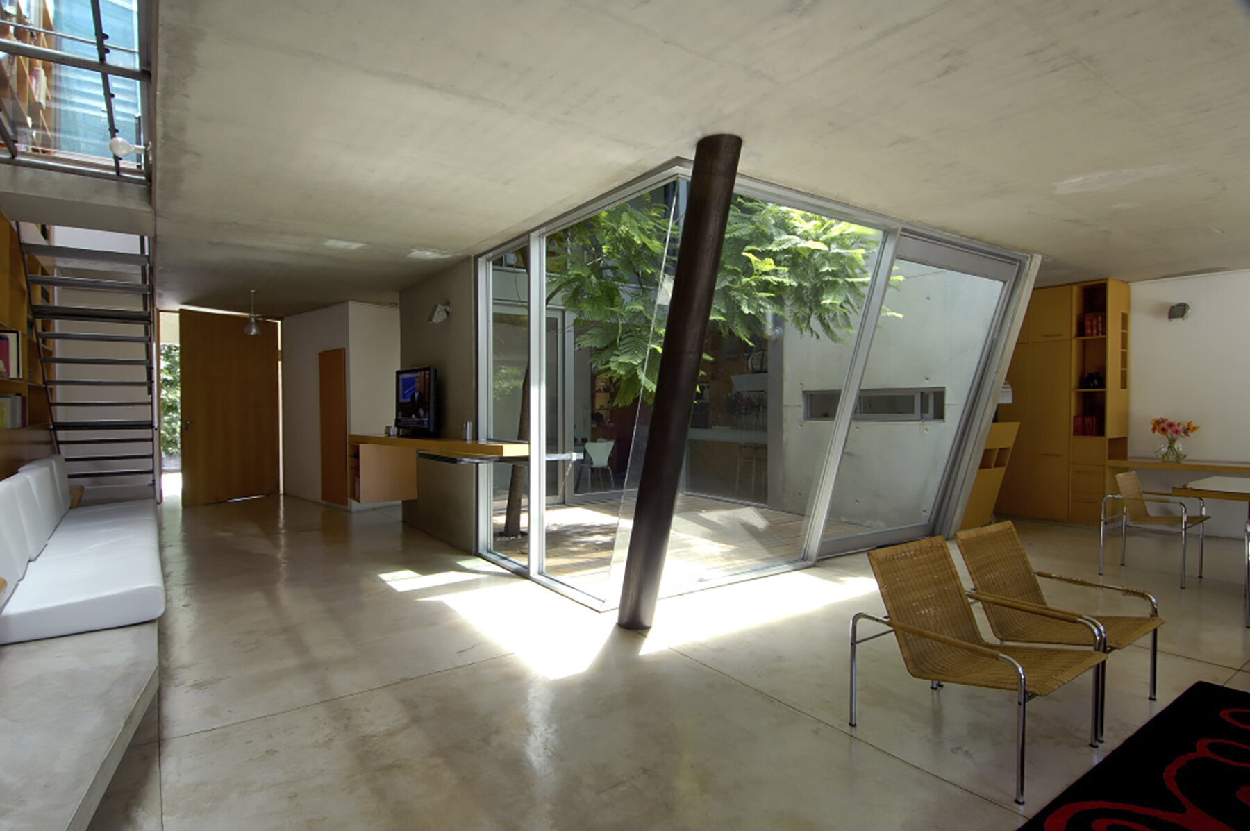 Patio central desde estar