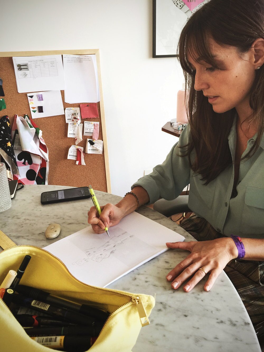 Interview with Helena Sicupira, founder of Etoiles