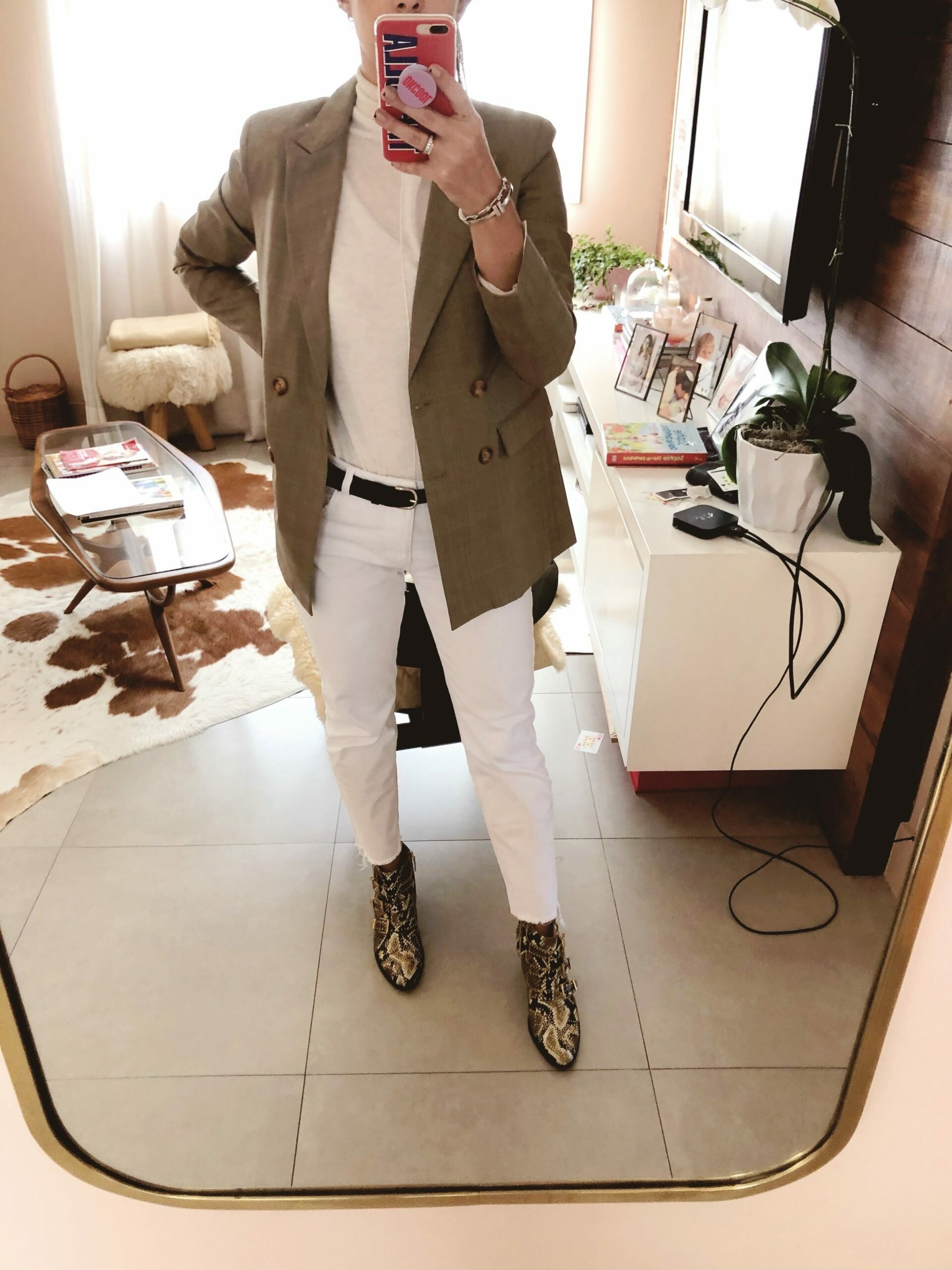 A Week of Outfits, by me.