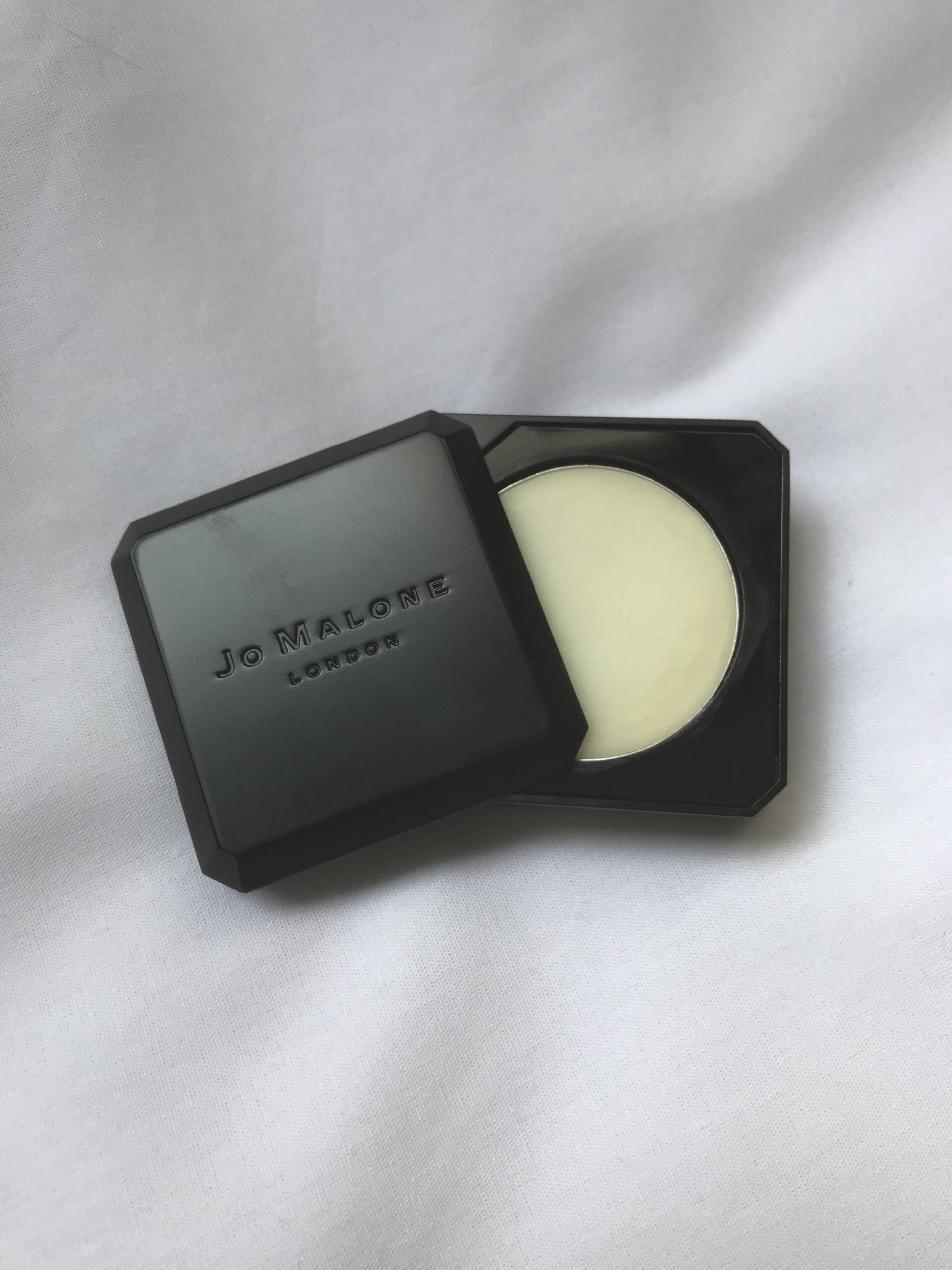 Helena Testou o Perfume Sólido da Jo Malone