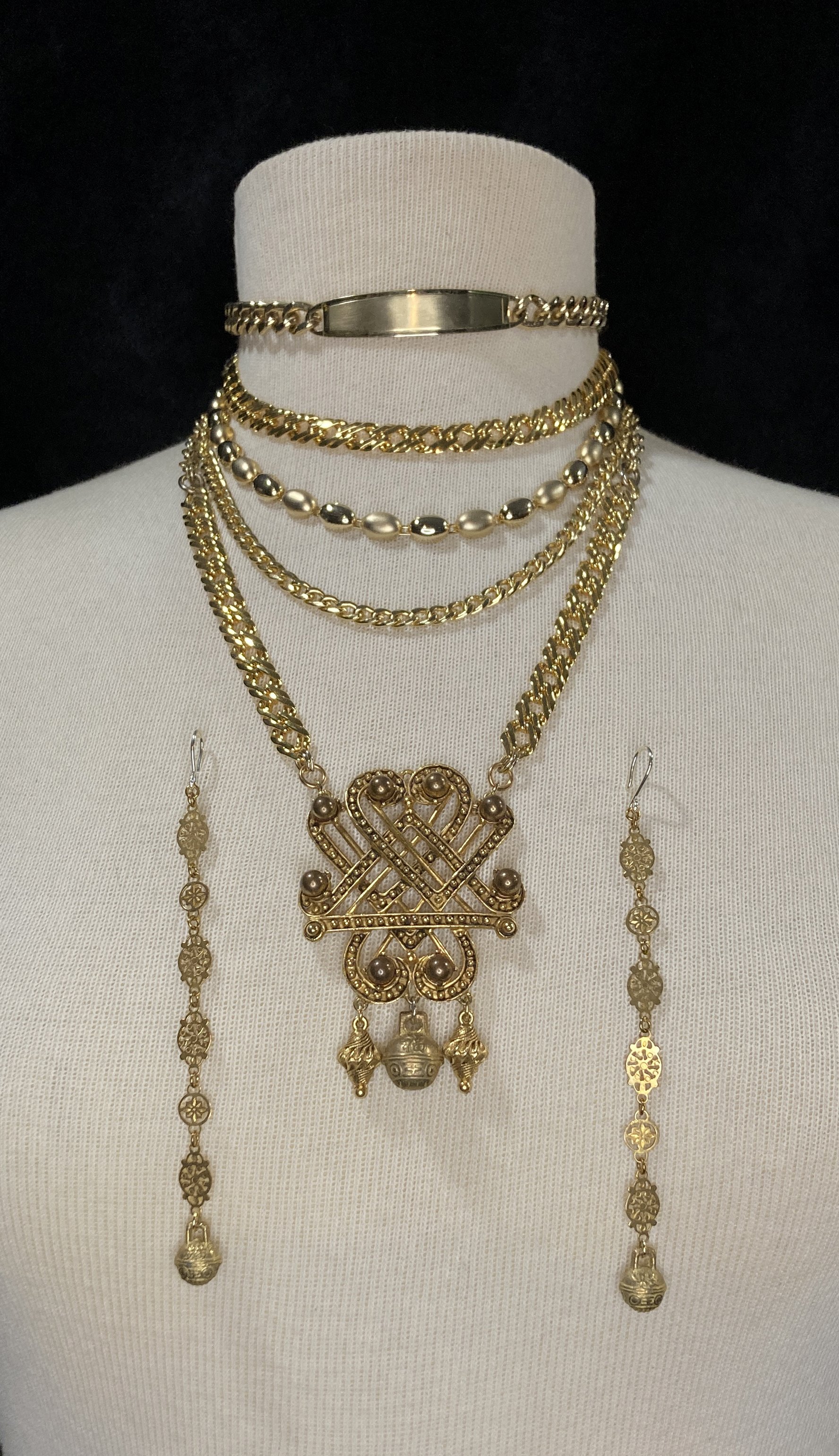 Gold Stack statement.jpg