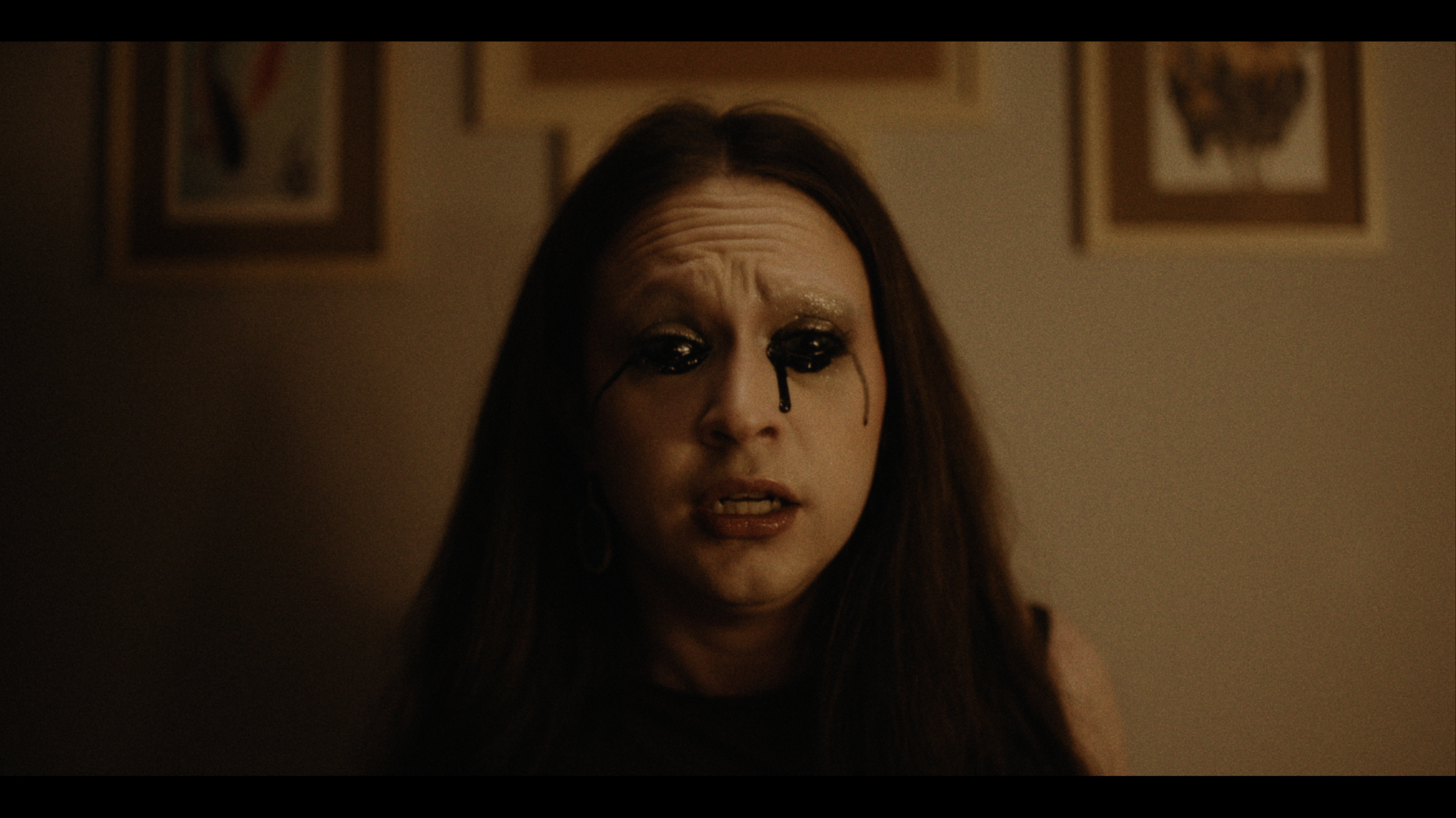 ELODIO_STILL_12.png
