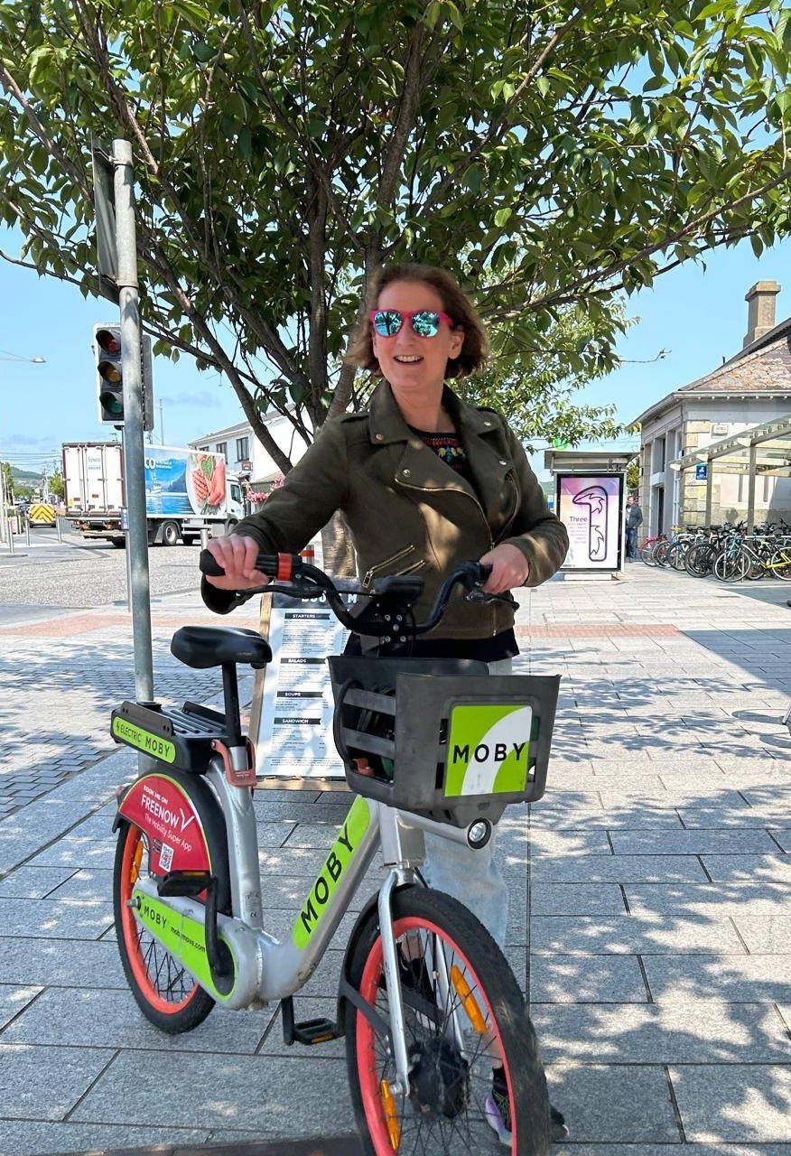 Scott welcomes success of e-bike scheme in Greystones